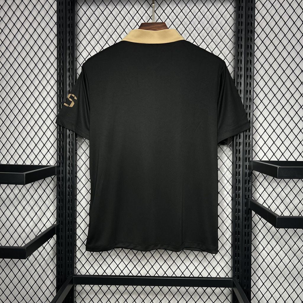 BARCELONA POLO BLACK 24/25 HOMBRE - Bota de Oro Tienda