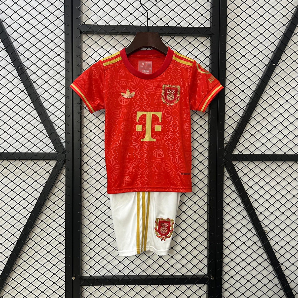 BAYERN MUNICH 125 ANÕS 25/26 NIÑOS - Bota de Oro Tienda