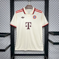 BAYERN MUNICH III 24/25 HOMBRE - Bota de Oro Tienda