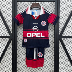 BAYERN MUNICH PRIMERA EQUIPACIÓN 97/99 NIÑOS RETRO - Bota de Oro Tienda