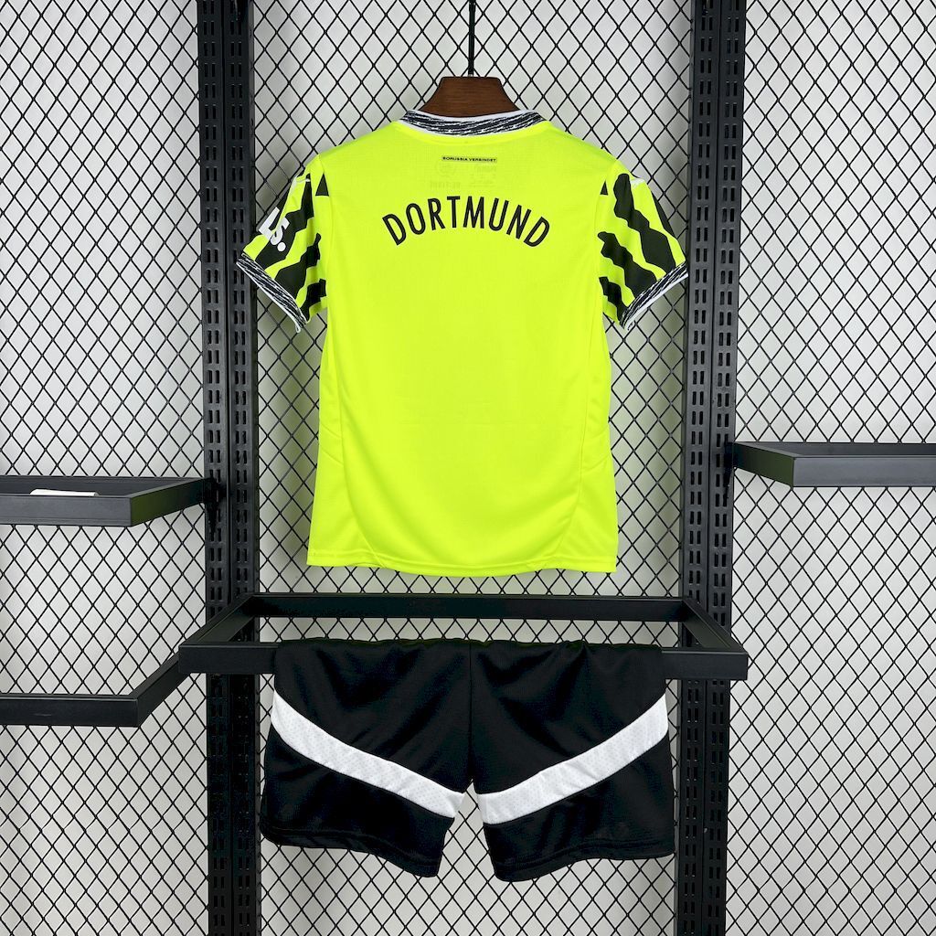 BORUSSIA DORTMUND EQUIPACIÓN ESPECIAL 25/26 NIÑOS - Bota de Oro Tienda