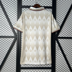 CAMISETA BAYERN MUNICH EQUIPACION ESPECIAL 25/26 HOMBRE - Bota de Oro Tienda