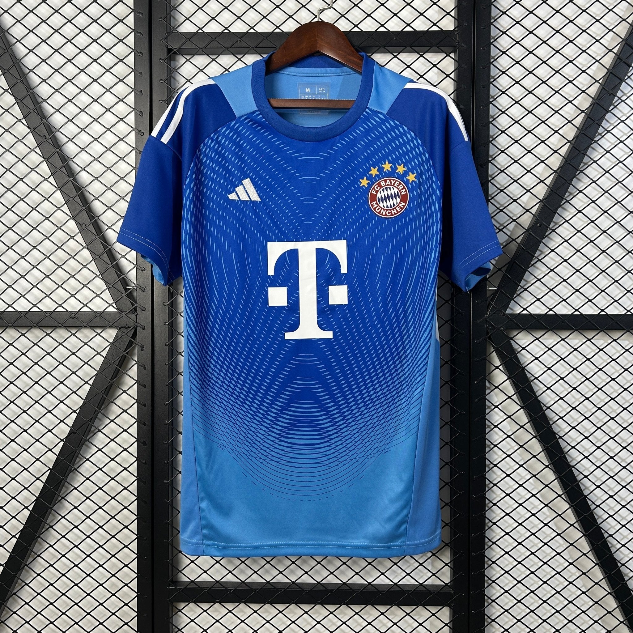 CAMISETA BAYERN MUNICH PORTERO I 25/26 HOMBRE - Bota de Oro Tienda
