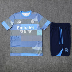 CAMISETA REAL MADRID ENTRENAMIENTO 25/26 CON PANTALON CORTO - Bota de Oro Tienda