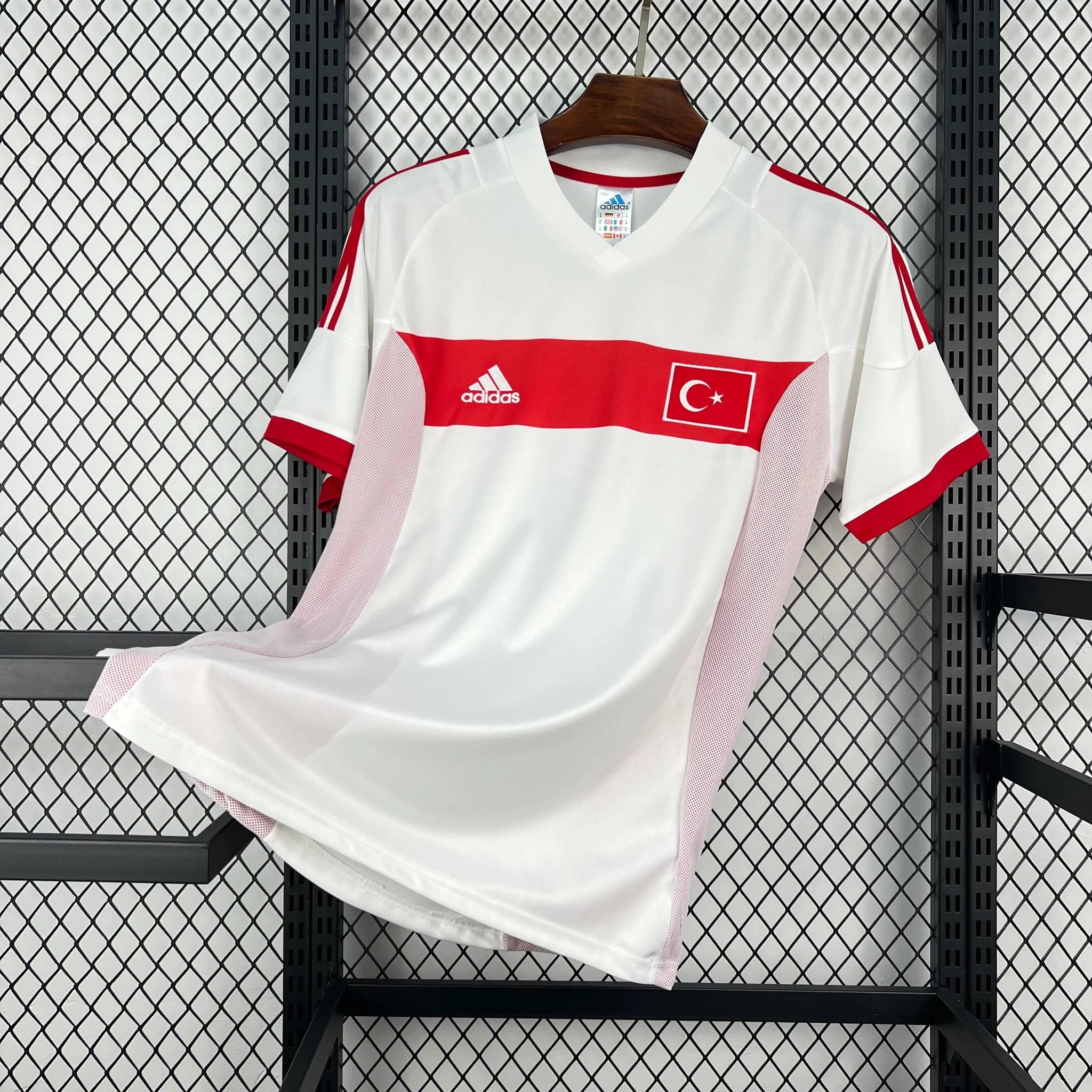 Camiseta Turquía Segunda Equipación 2002 Retro - Bota de Oro Tienda