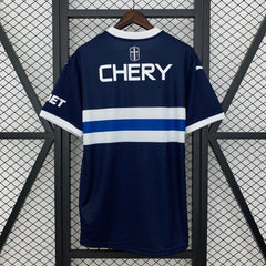 CAMISETA UNIVERSIDAD CATOLICA SEGUNDA EQUIPACION 25/26 HOMBRE - Bota de Oro Tienda