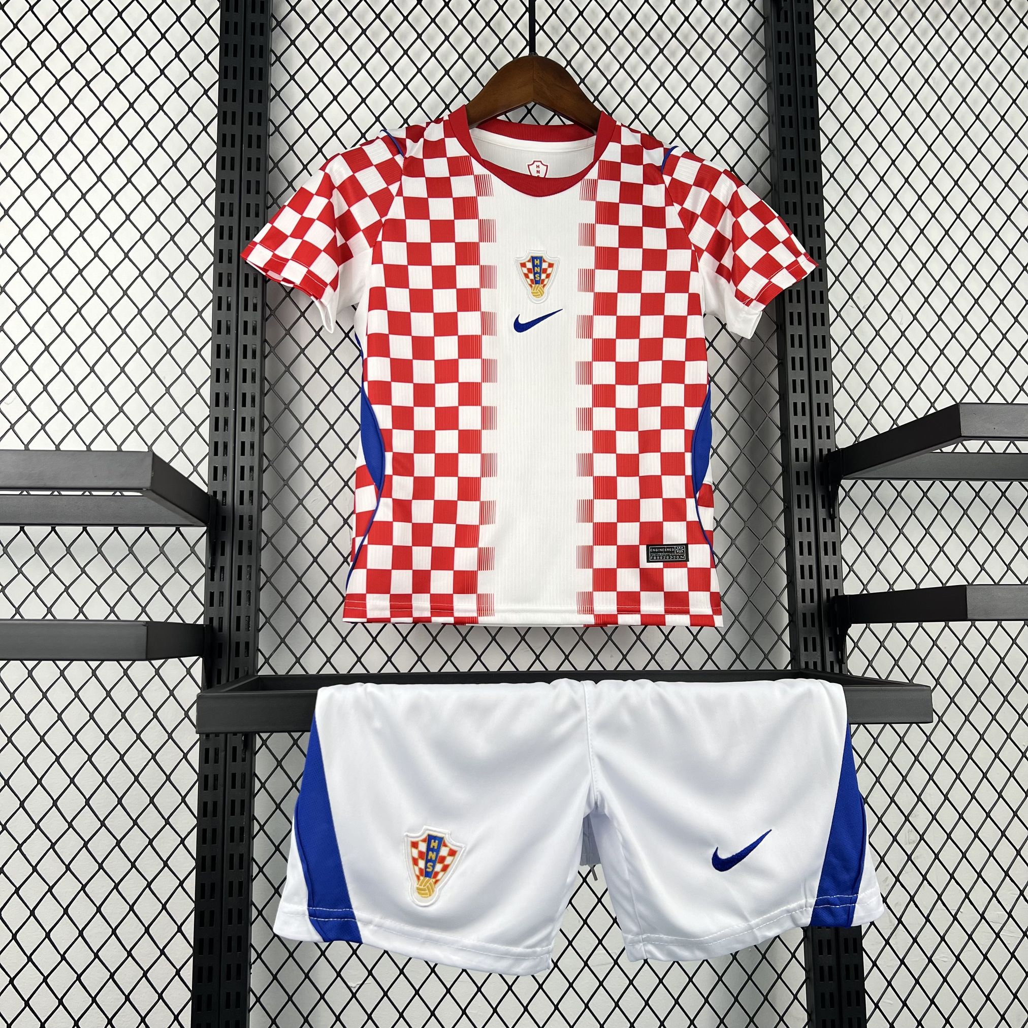Conjunto Croacia Primera Equipación Mundial 2026 Niños - Bota de Oro Tienda