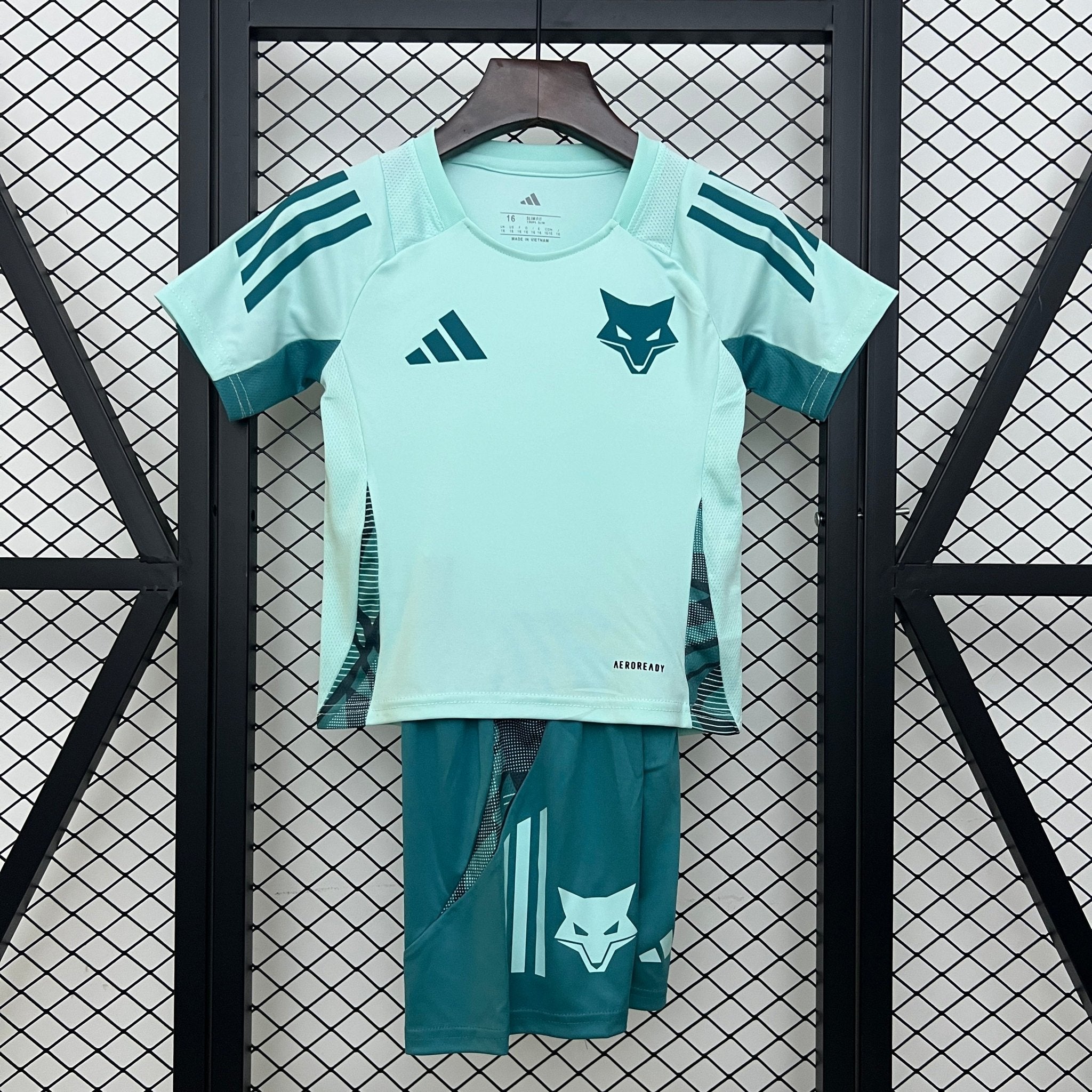 CRUZEIRO SEGUNDA EQUIPACIÓN ENTRENAMIENTO 25/26 NIÑOS - Bota de Oro Tienda