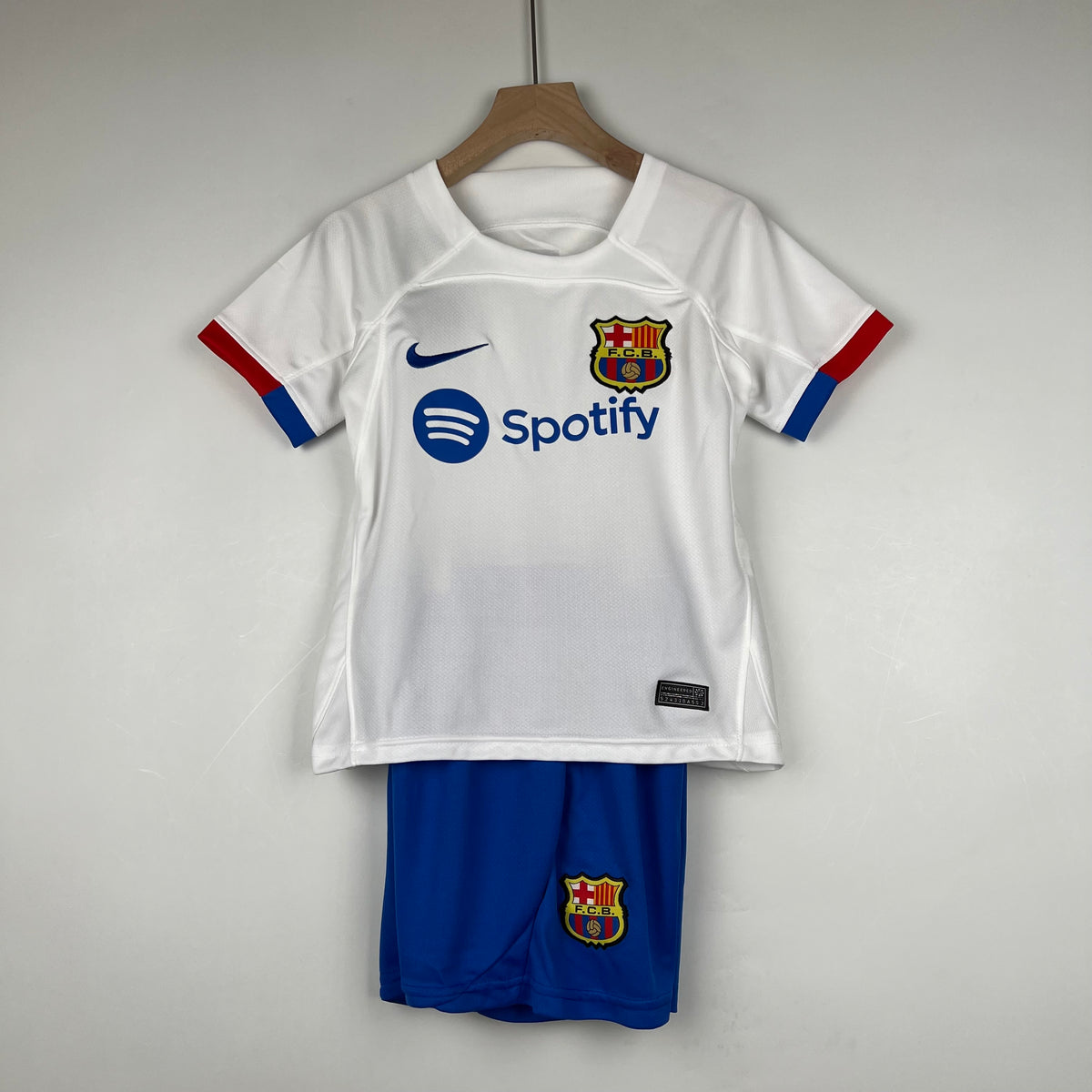 BARCELONA II 23/24 CONJUNTO INFANTIL