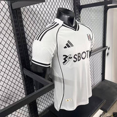 FULHAM PRIMERA EQUIPACIÓN 25/26 (VERSIÓN JUGADOR) - Bota de Oro Tienda