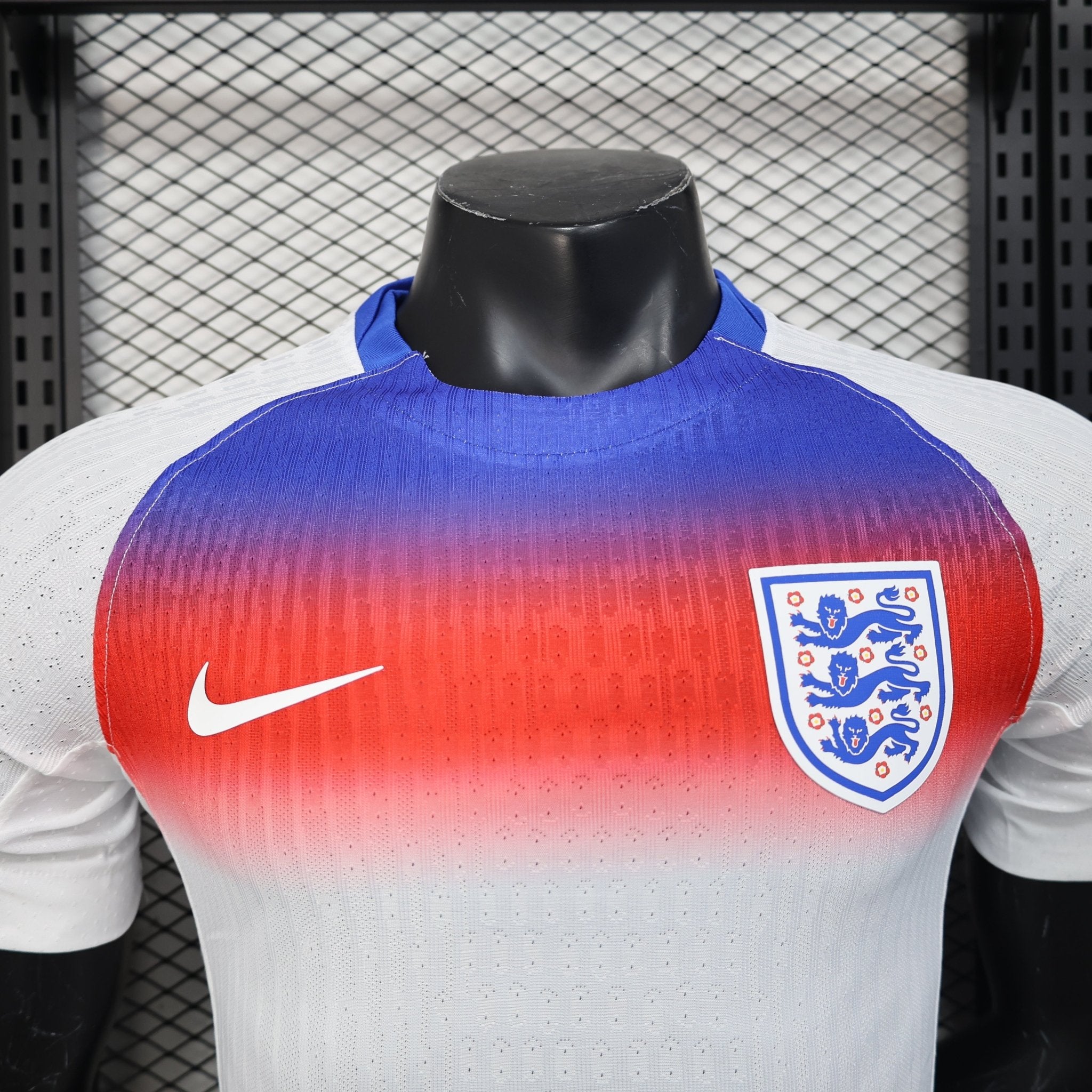 INGLATERRA PRIMERA EQUIPACIÓN 25/26 (VERSIÓN JUGADOR) - Bota de Oro Tienda