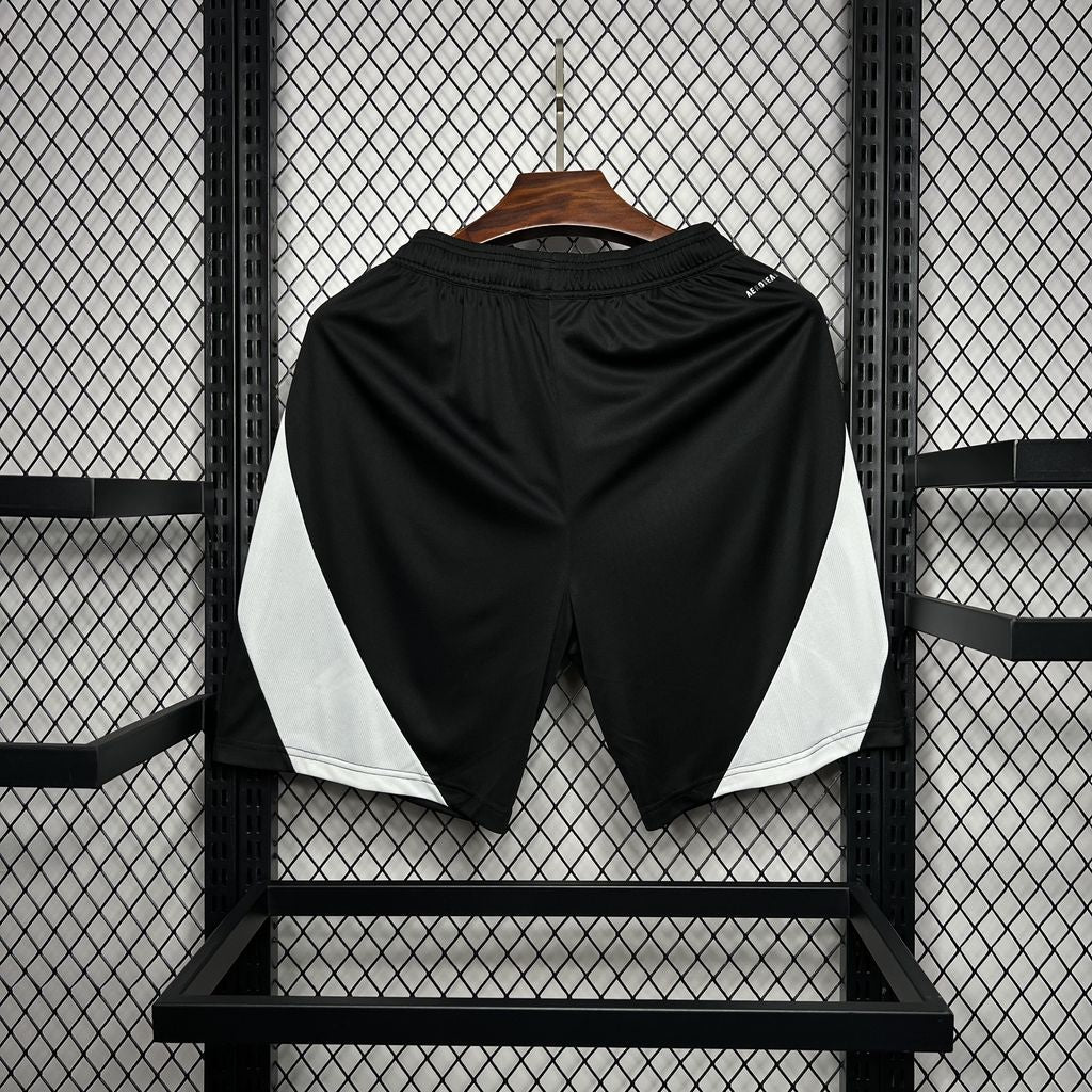 JUVENTUS I PANTALON CORTO 24/25 - Bota de Oro Tienda