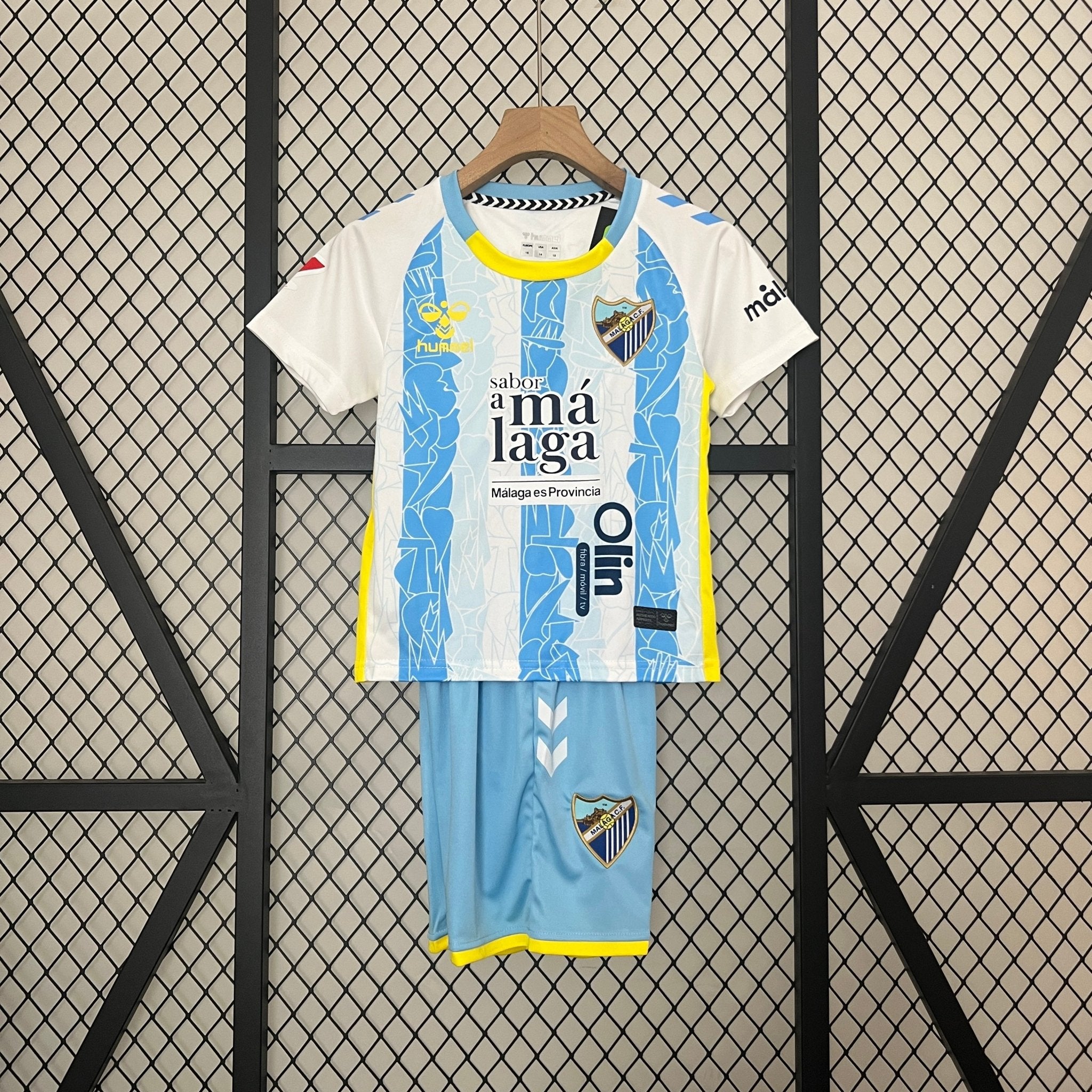 MALAGA I 24/25 CONJUNTO INFANTIL - Bota de Oro Tienda