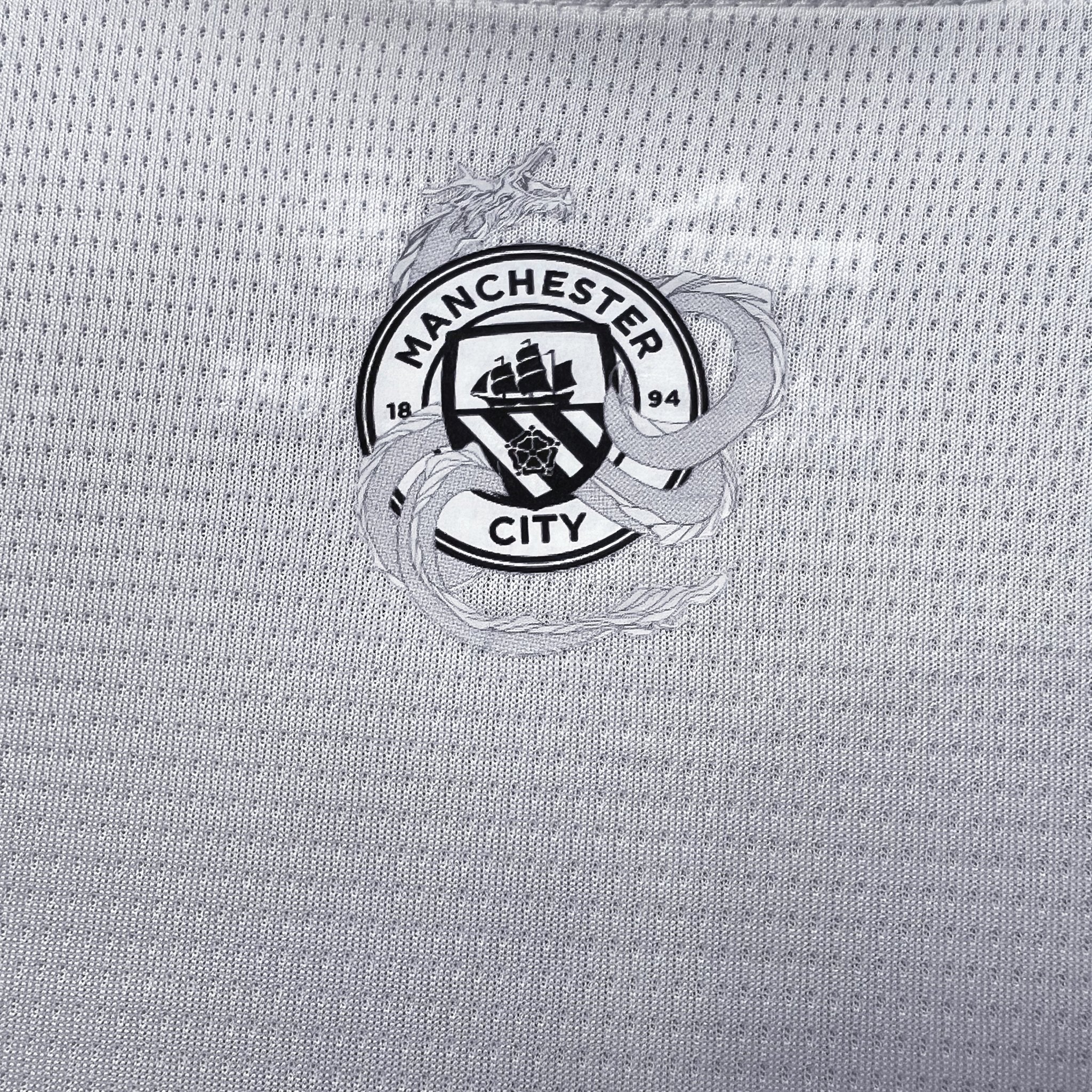 MANCHESTER CITY AÑO DEL DRAGÓN EDICIÓN LIMITADA 24/25 - HOMBRE - Bota de Oro Tienda