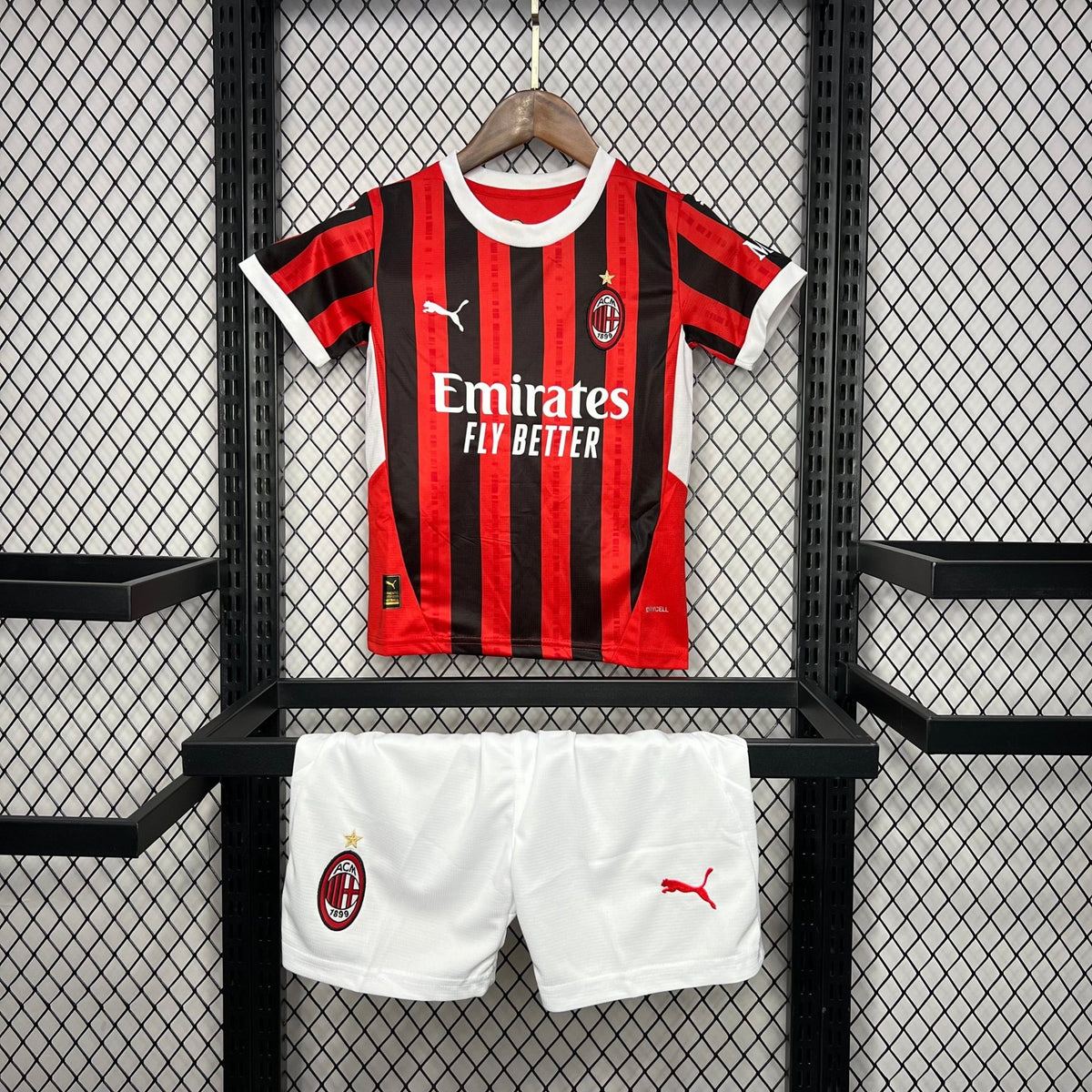 MILAN I 24/25 CONJUNTO INFANTIL - Bota de Oro Tienda