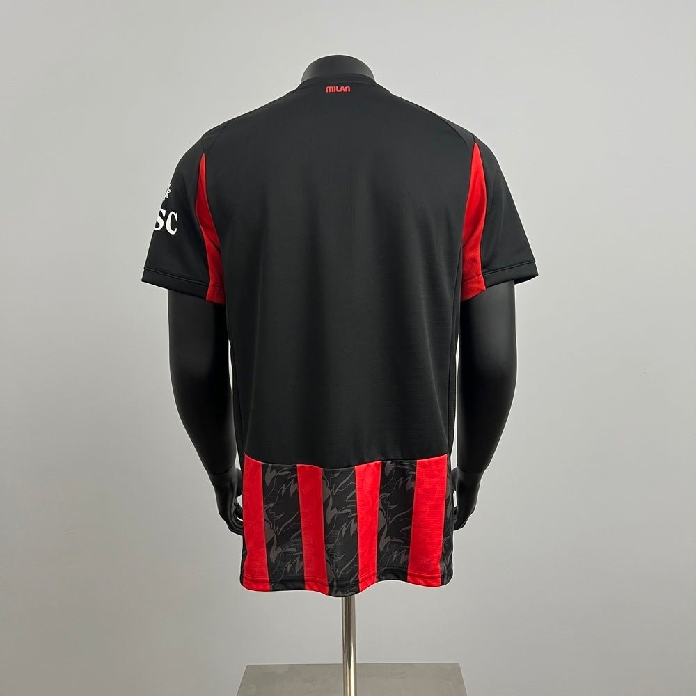 MILAN PRIMERA EQUIPACIÓN 25/26 HOMBRE - Bota de Oro Tienda