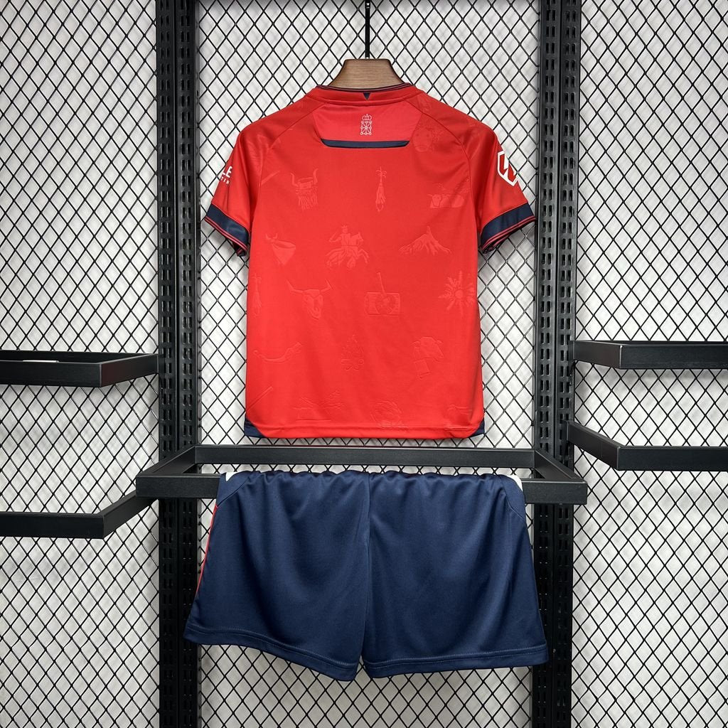 OSASUNA I 24/25 CONJUNTO INFANTIL - Bota de Oro Tienda