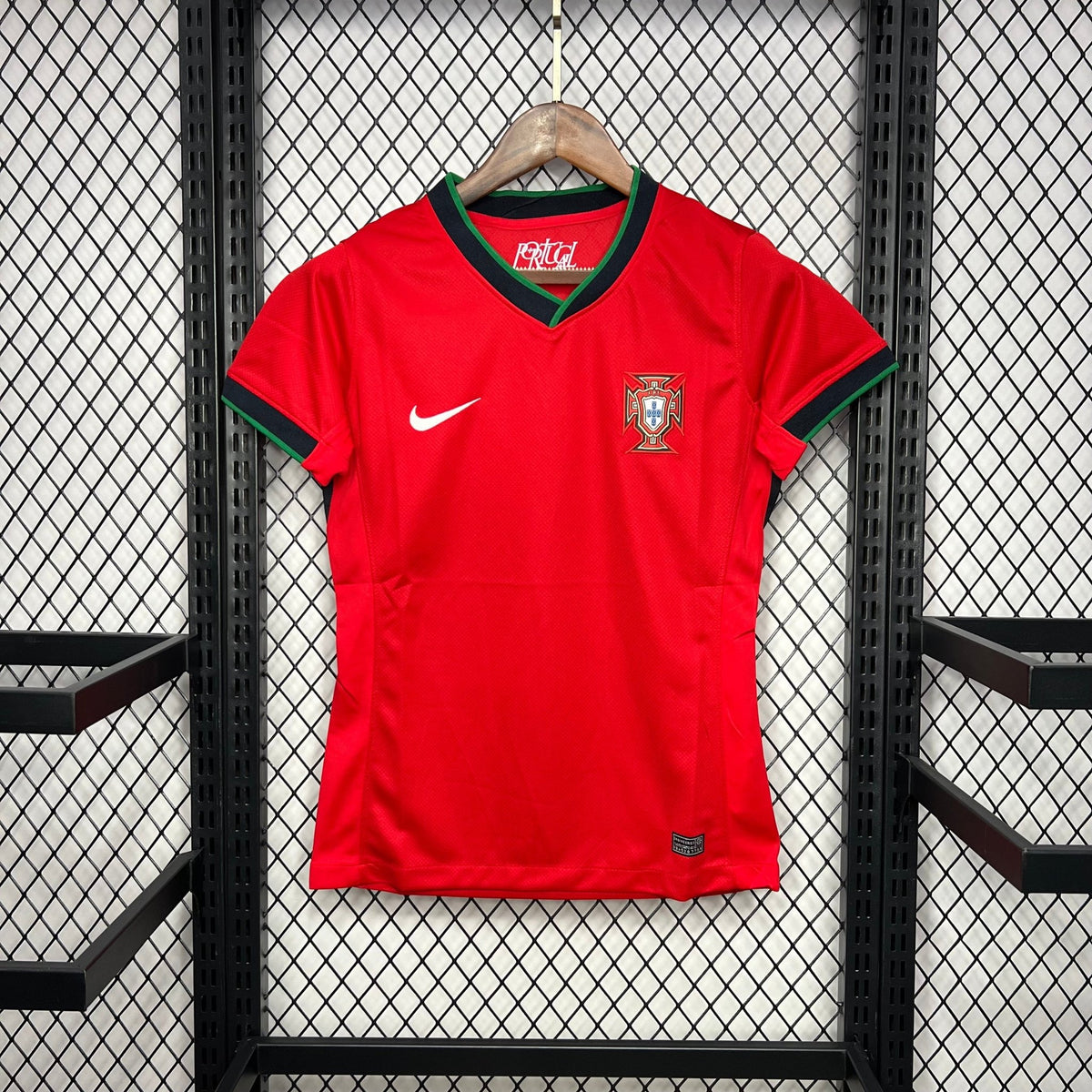 PORTUGAL I 24/25 MUJER - Bota de Oro Tienda