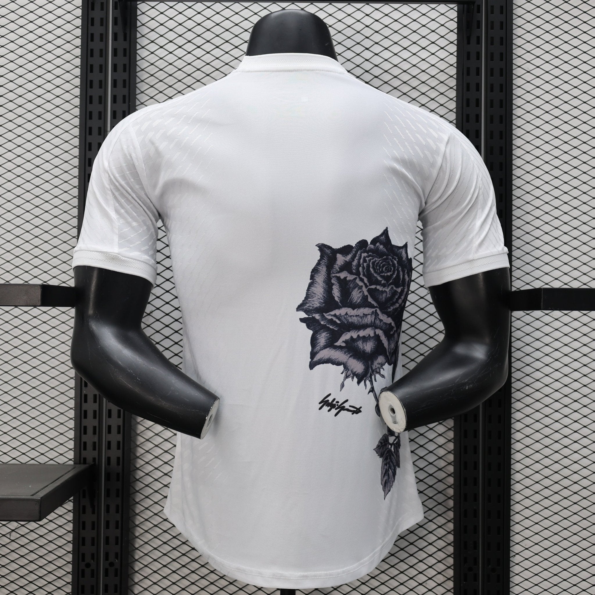 REAL MADRID EDICION ESPECIAL III 24/25 HOMBRE - Bota de Oro Tienda