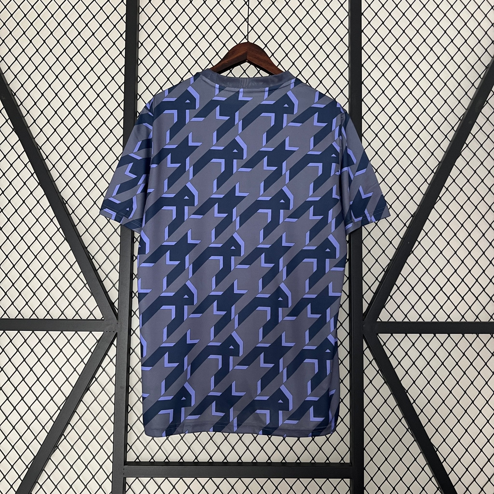 REAL MADRID ENTRENAMIENTO I 24/25 - HOMBRE - Bota de Oro Tienda