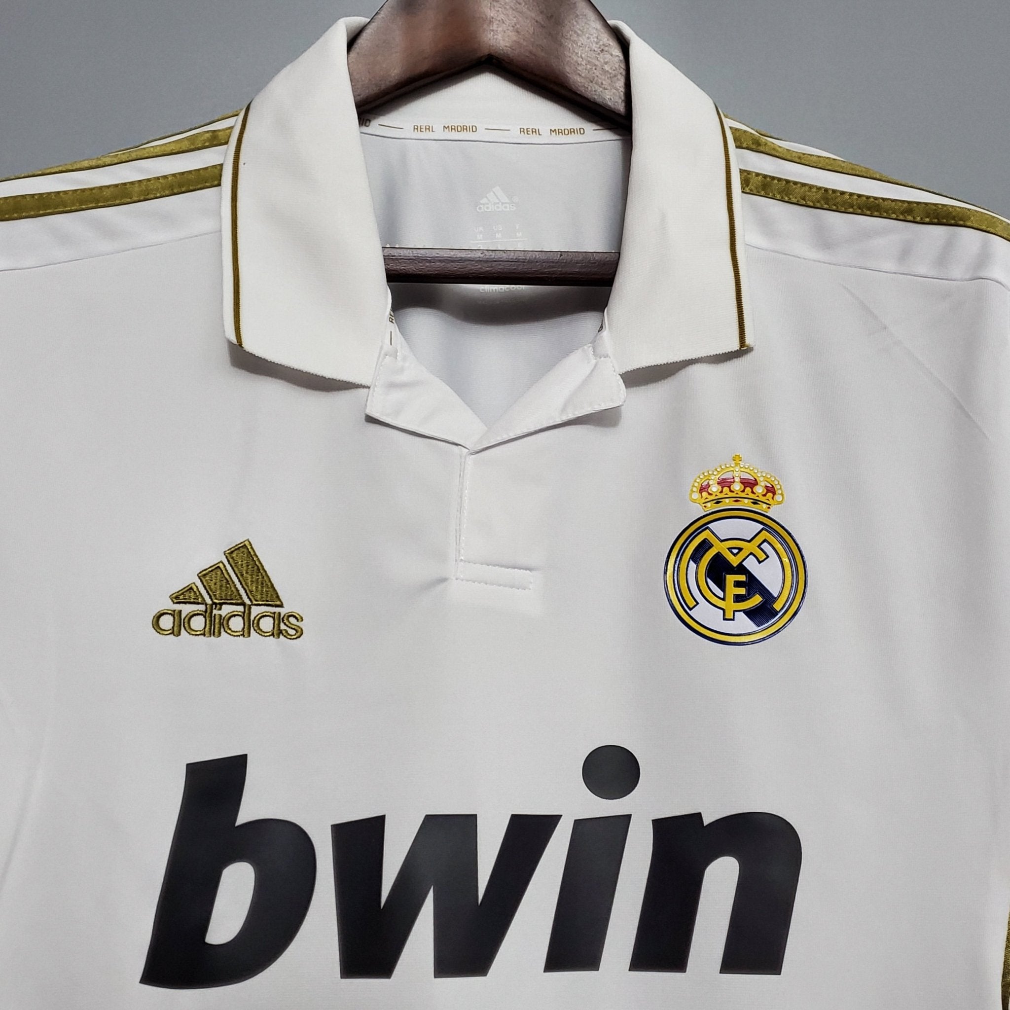 REAL MADRID I 11/12 MANGA LARGA HOMBRE (RETRO) - Bota de Oro Tienda