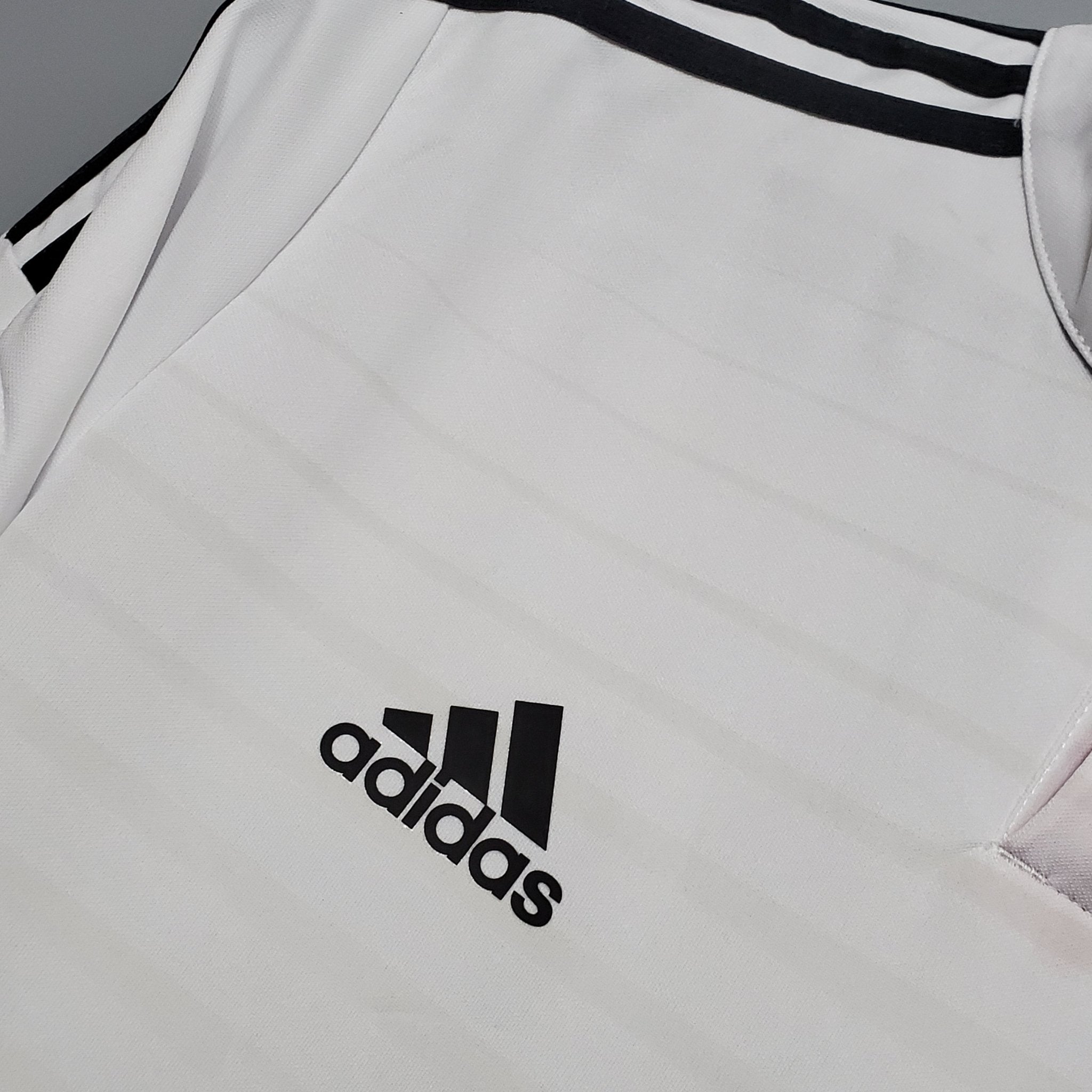 REAL MADRID I 14/15 MANGA LARGA HOMBRE (RETRO) - Bota de Oro Tienda