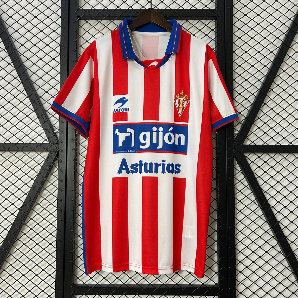 SPORTING GIJON PRIMERA EQUIPACION 01/02 HOMBRE RETRO - Bota de Oro Tienda