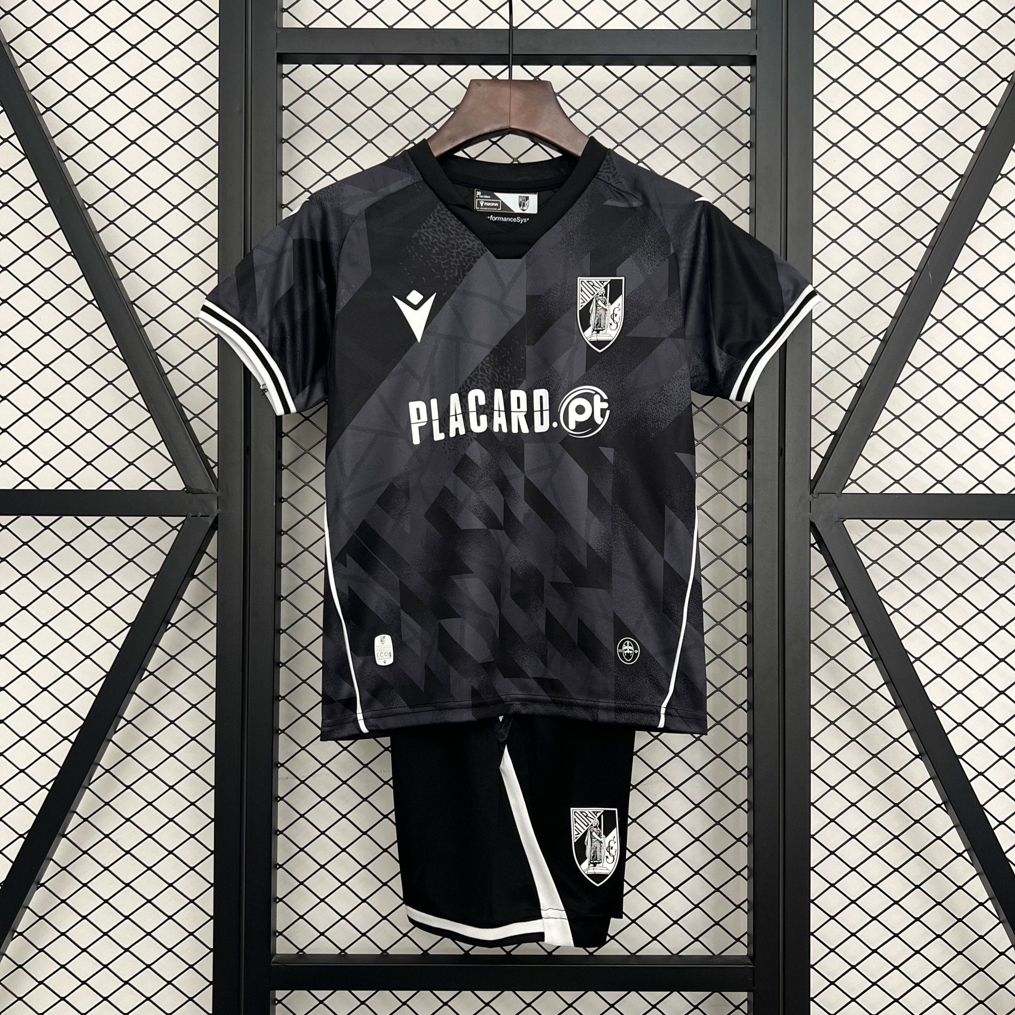 VITORIA SC SEGUNDA EQUIPACIÓN 25/26 NIÑOS - Bota de Oro Tienda