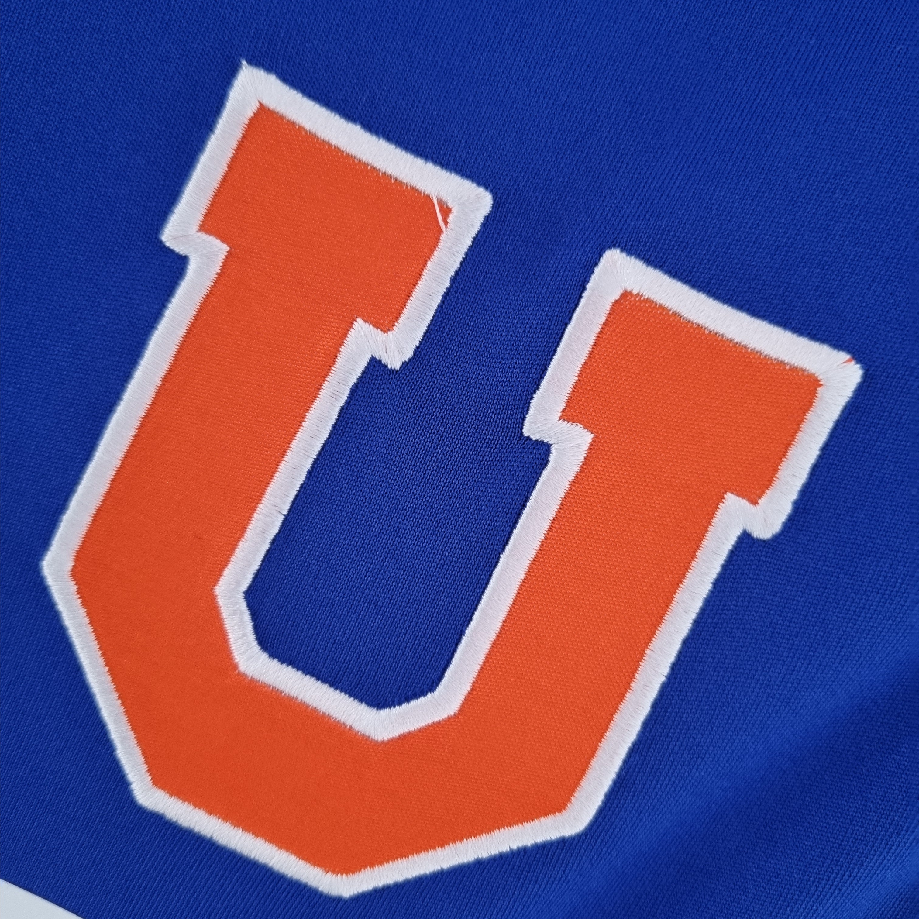 UNIVERSIDAD DE CHILE I 2011 MANGA LARGA HOMBRE (RETRO)