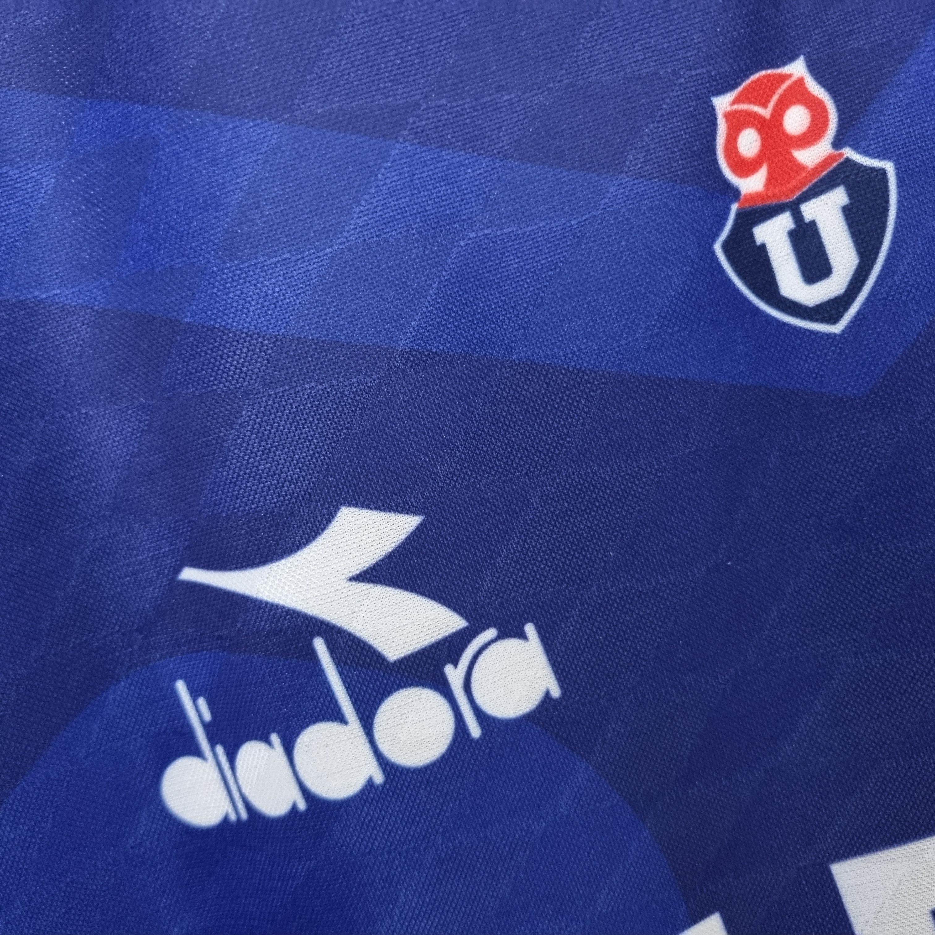 UNIVERSIDAD DE CHILE I 96 HOMBRE (RETRO)