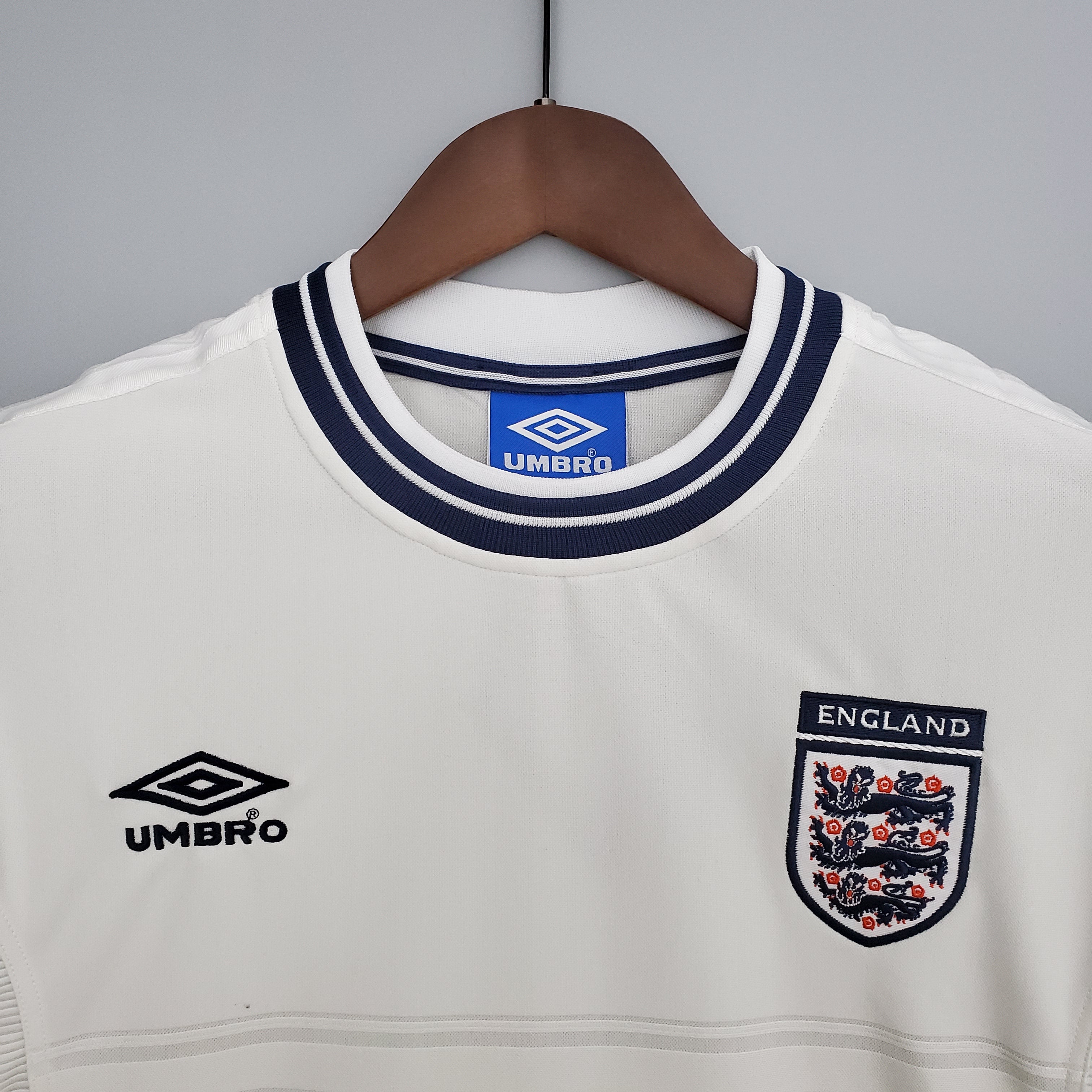 INGLATERRA V 2000 HOMBRE (RETRO)