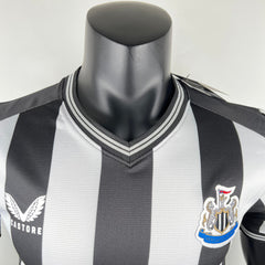 NEWCASTLE l 23/24 HOMBRE (VERSIÓN JUGADOR)