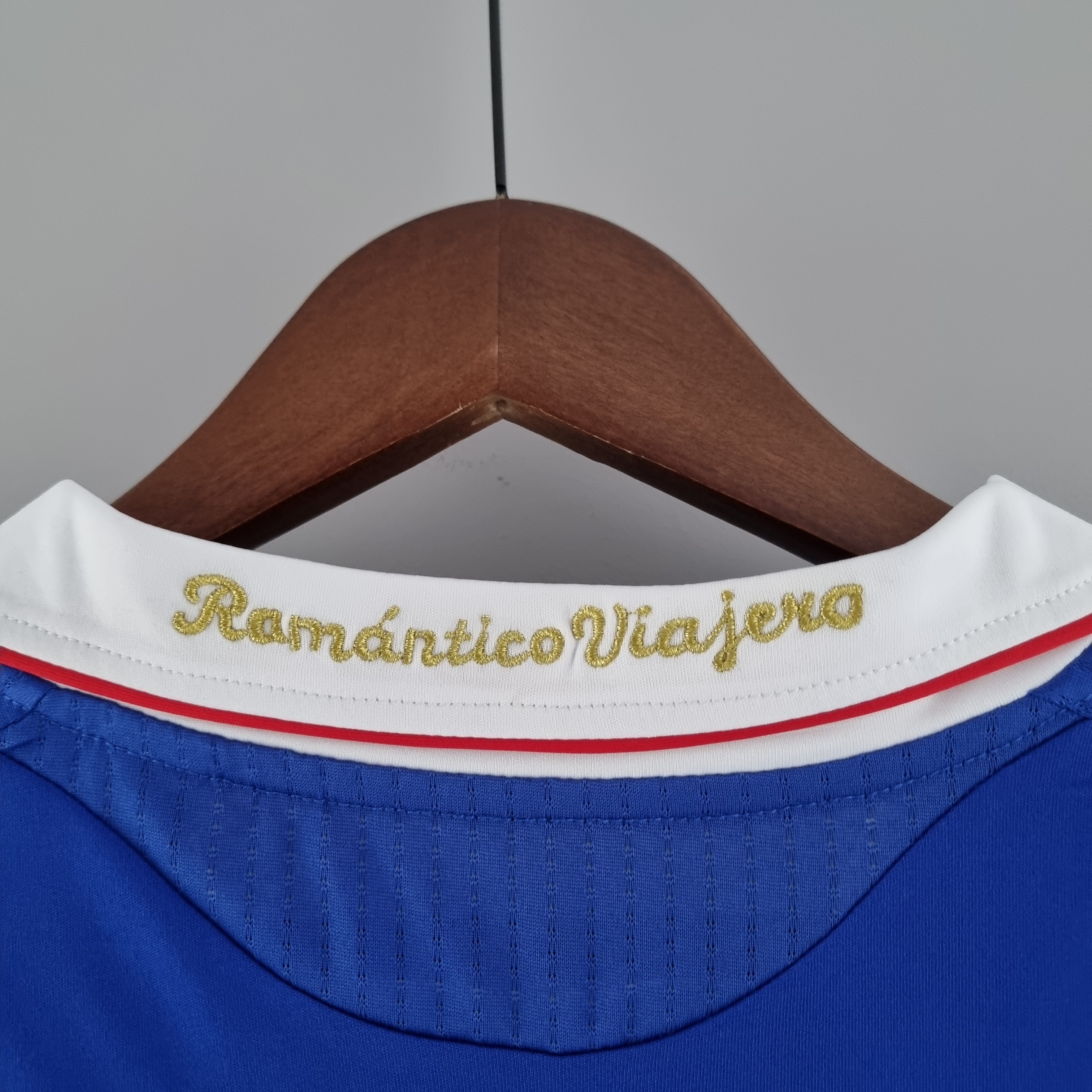UNIVERSIDAD DE CHILE I 2011 MANGA LARGA HOMBRE (RETRO)