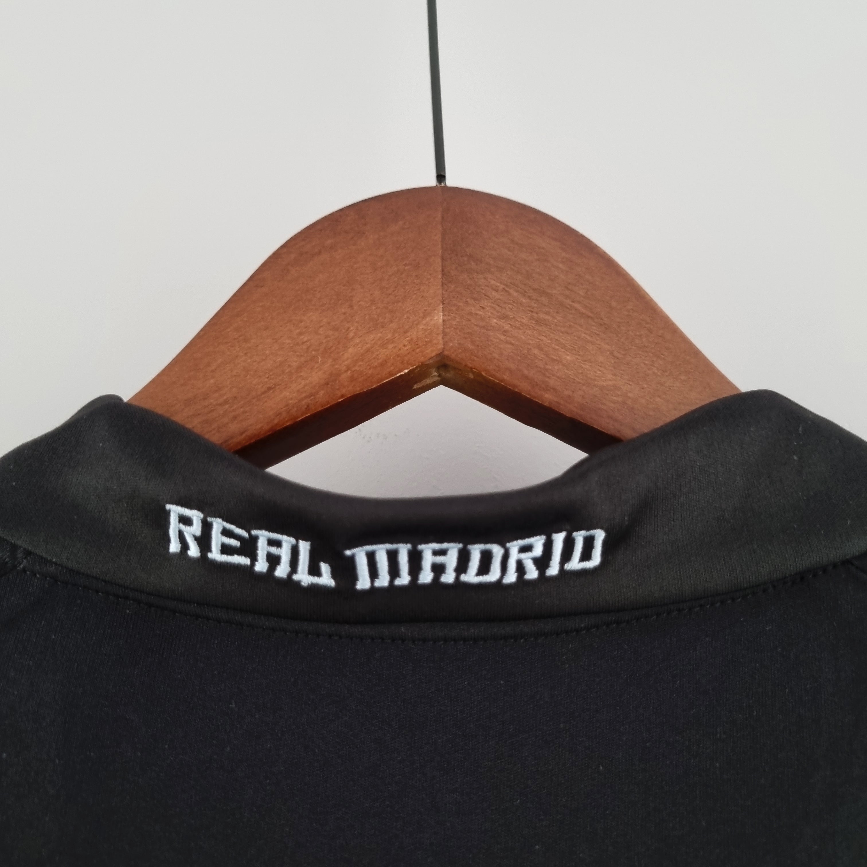 REAL MADRID II 09/10 HOMBRE (RETRO)