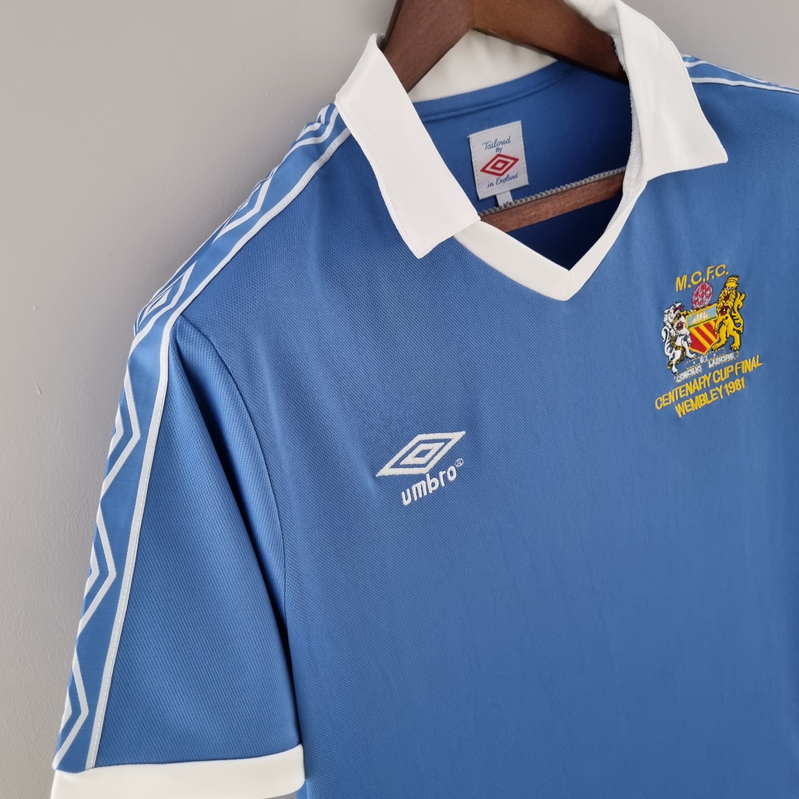 MANCHESTER CITY 81/82 HOMBRE (RETRO)
