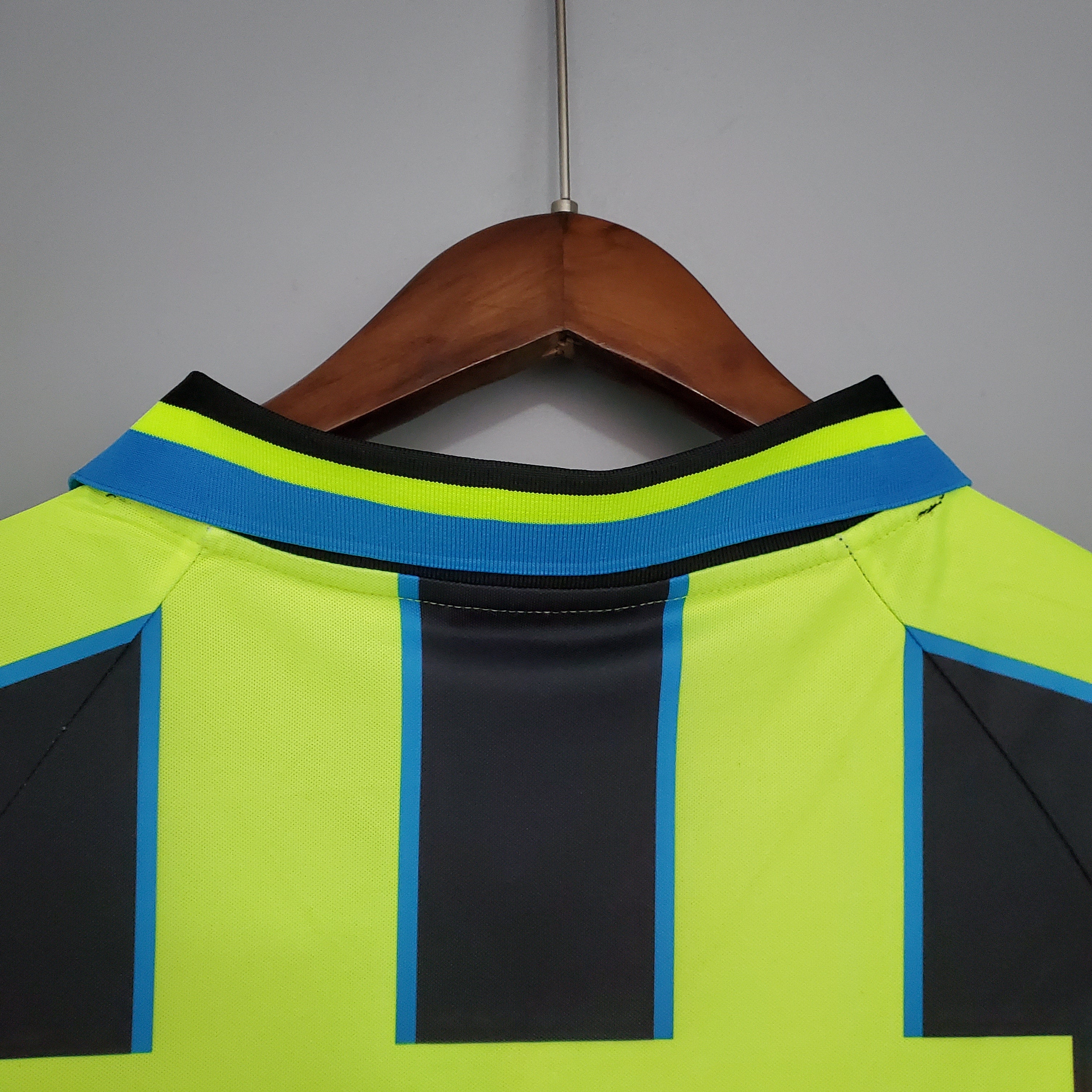 MANCHESTER CITY I 98/99 HOMBRE (RETRO)
