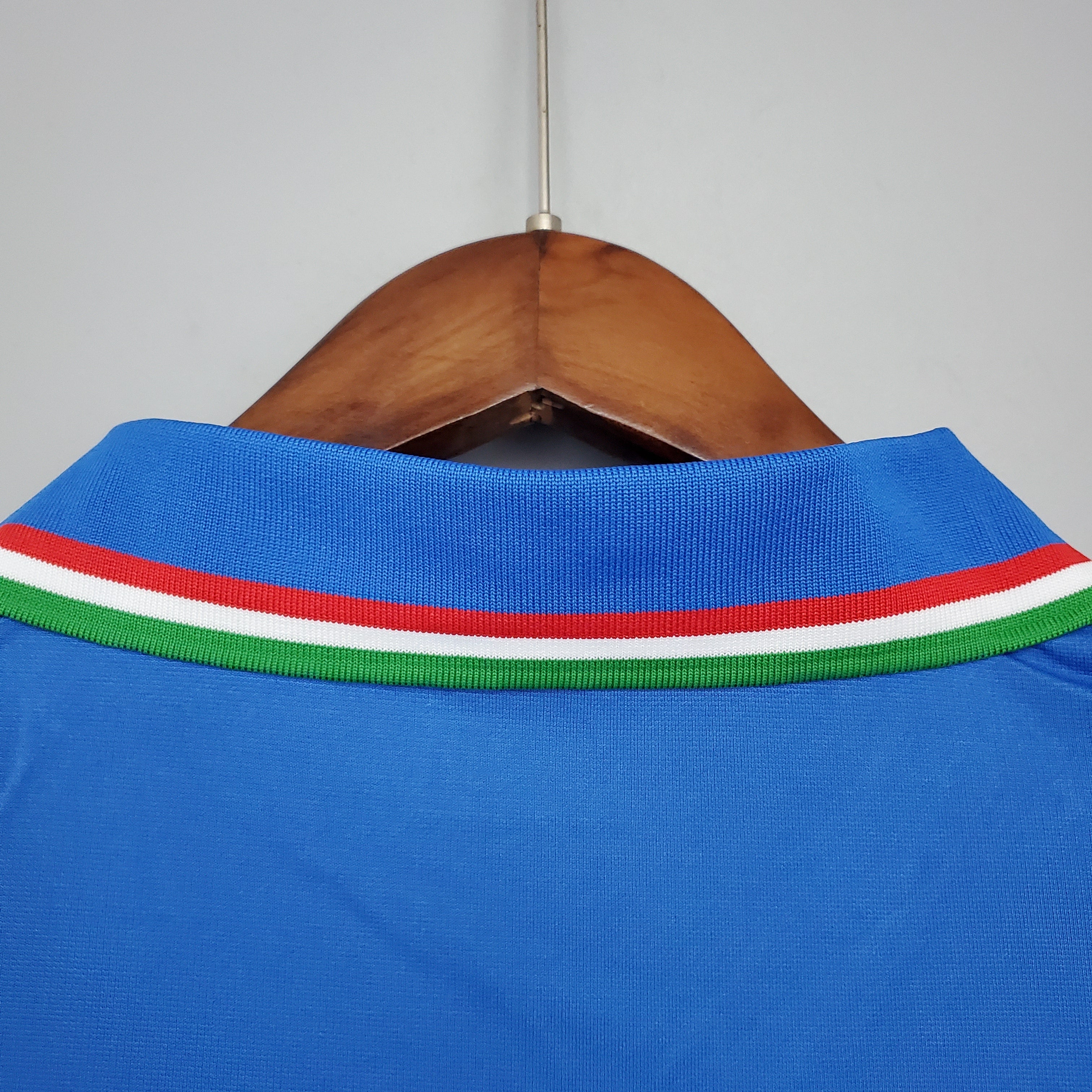 ITALIA I 1982 HOMBRE (RETRO)