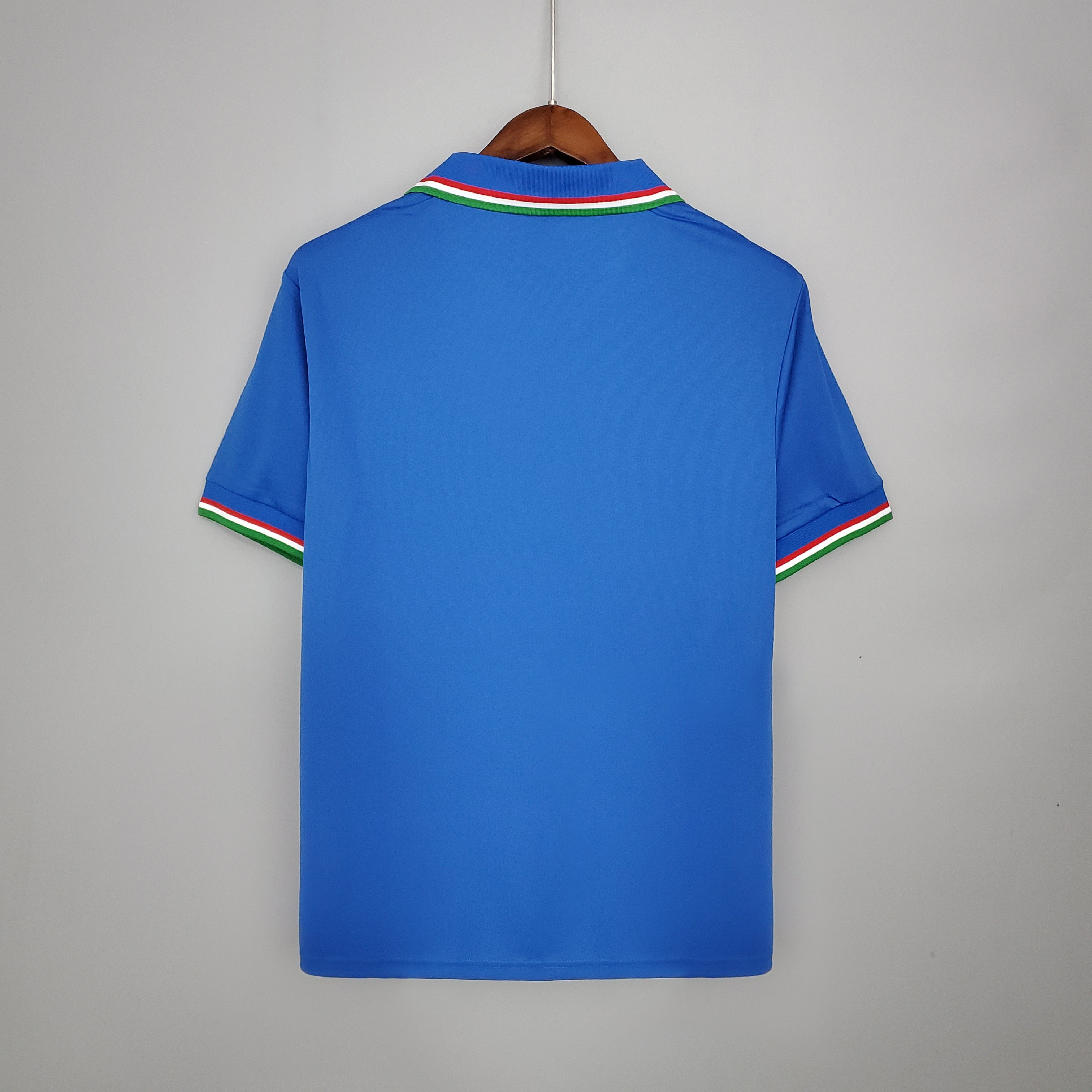 ITALIA I 1982 HOMBRE (RETRO)