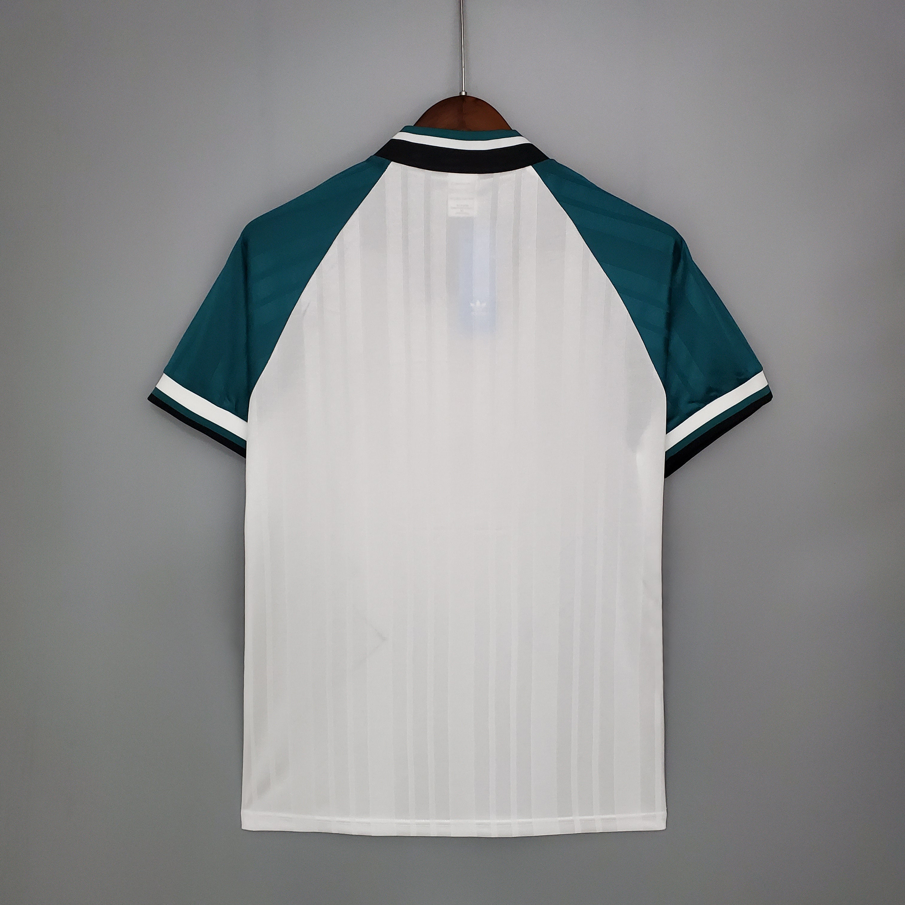 LIVERPOOL II 93/95  HOMBRE (RETRO)