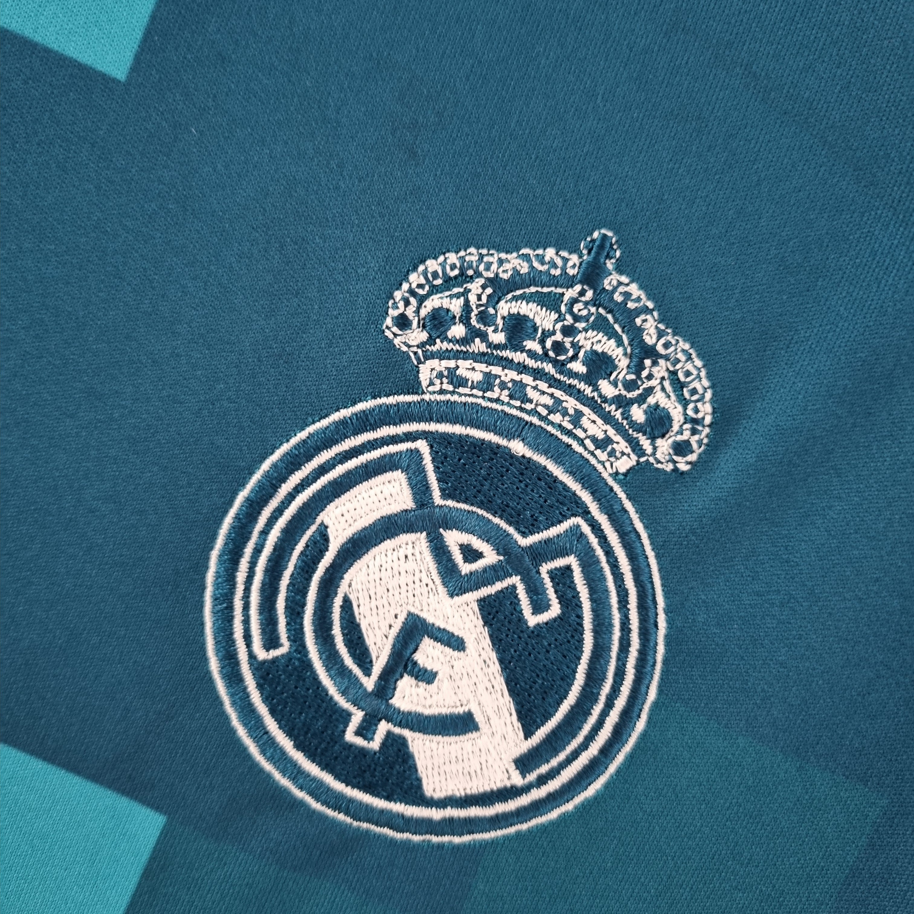 REAL MADRID III 17/18 MANGA LARGA HOMBRE (RETRO)