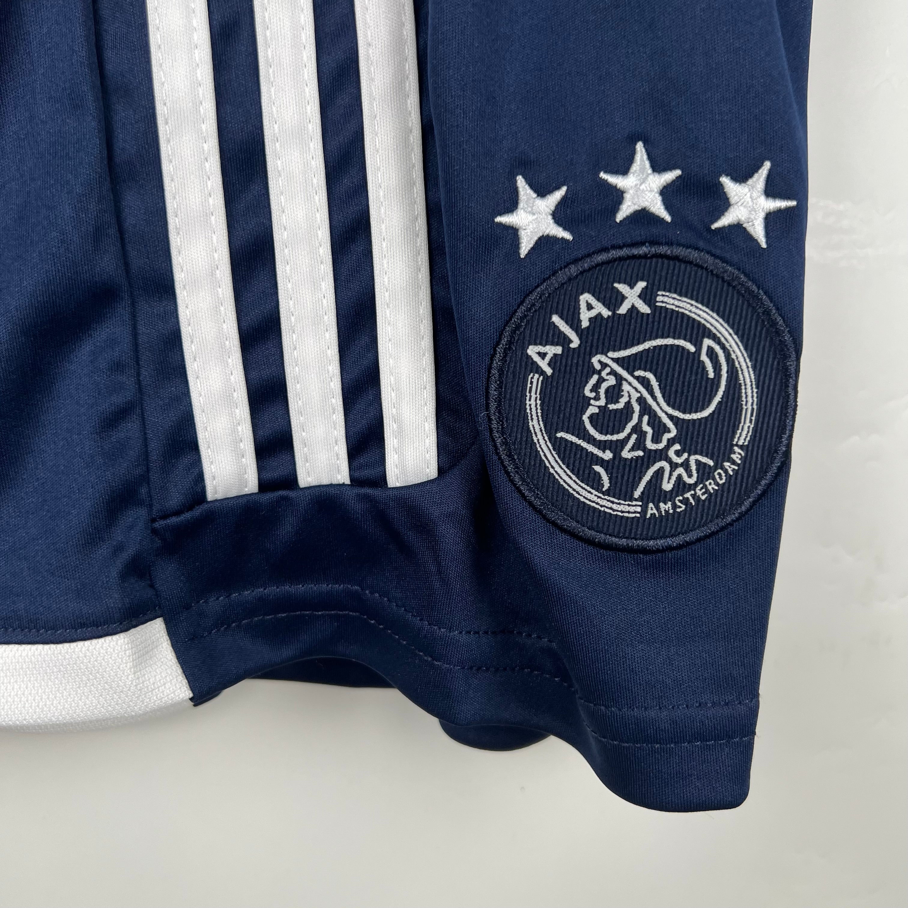 AJAX II 23/24 CONJUNTO INFANTIL