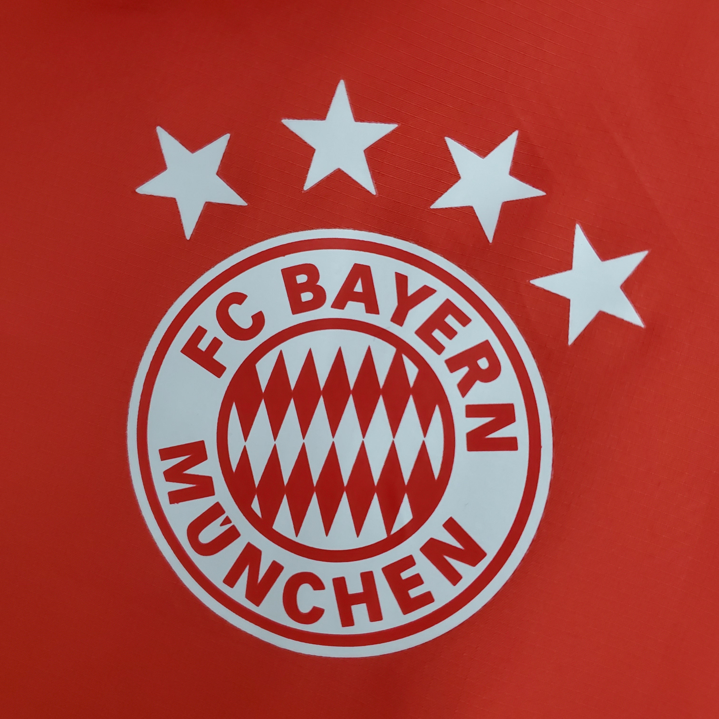 SUDADERA BAYERN DE MUNICH I 22/23