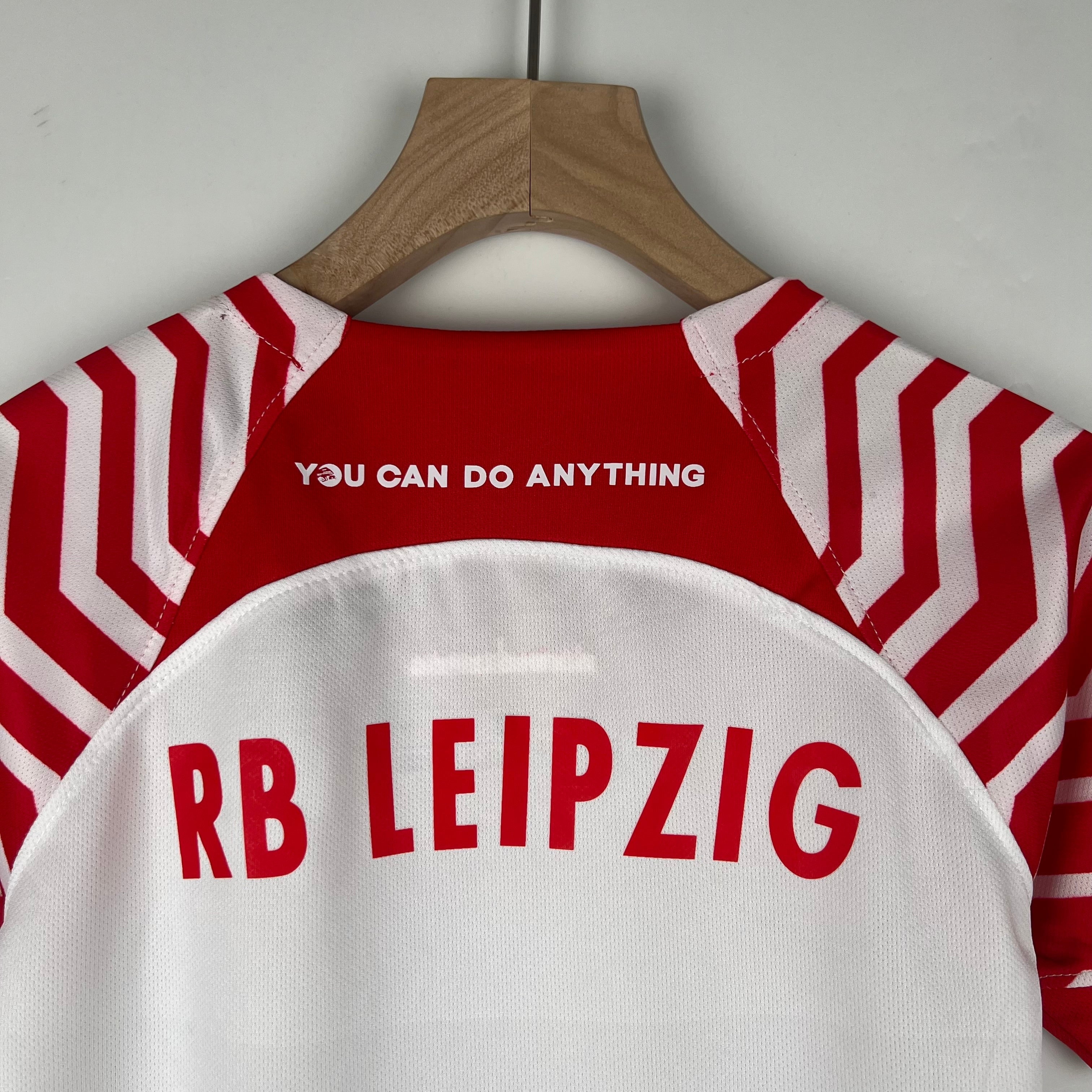 RB LEIPZIG I 23/24 CONJUNTO INFANTIL