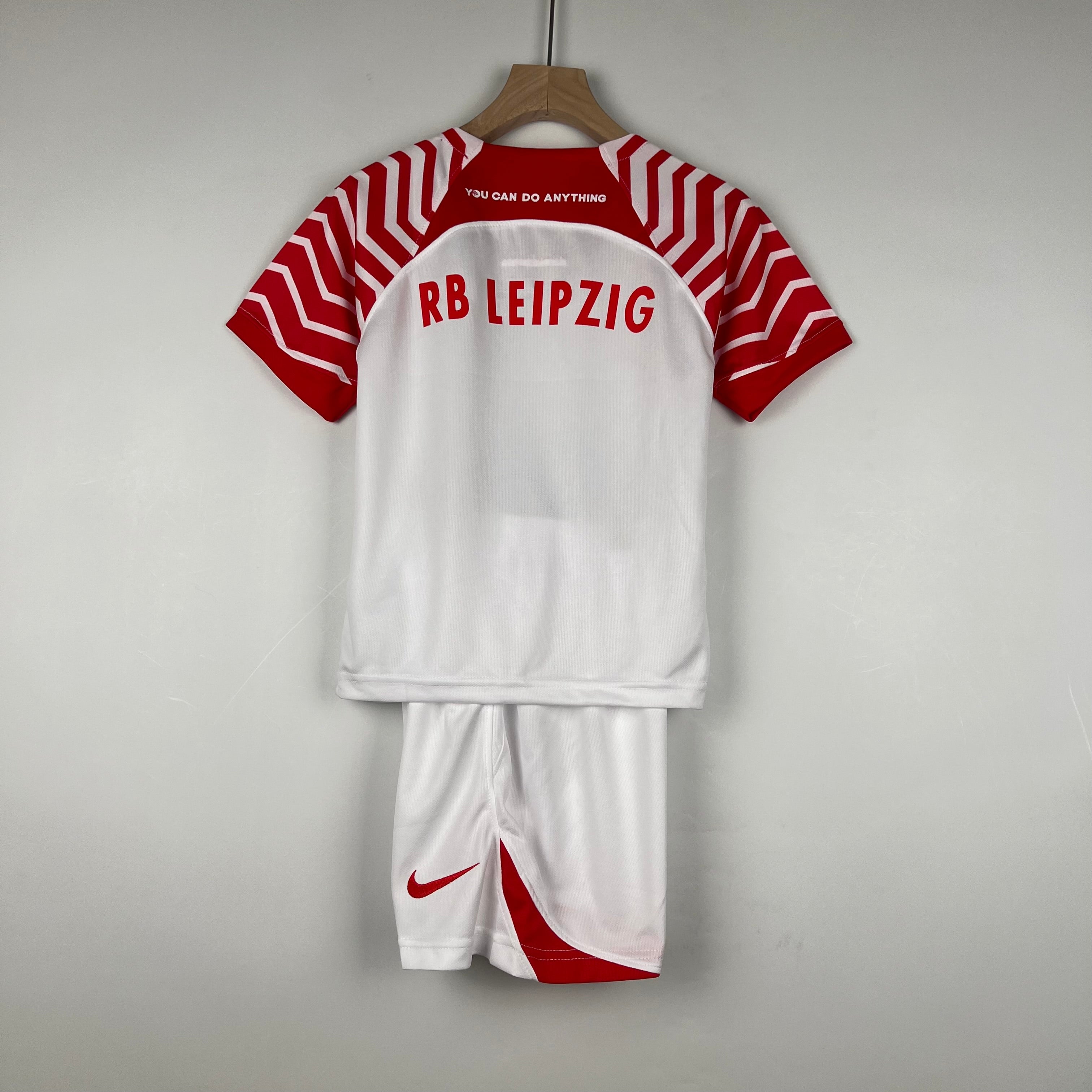 RB LEIPZIG I 23/24 CONJUNTO INFANTIL