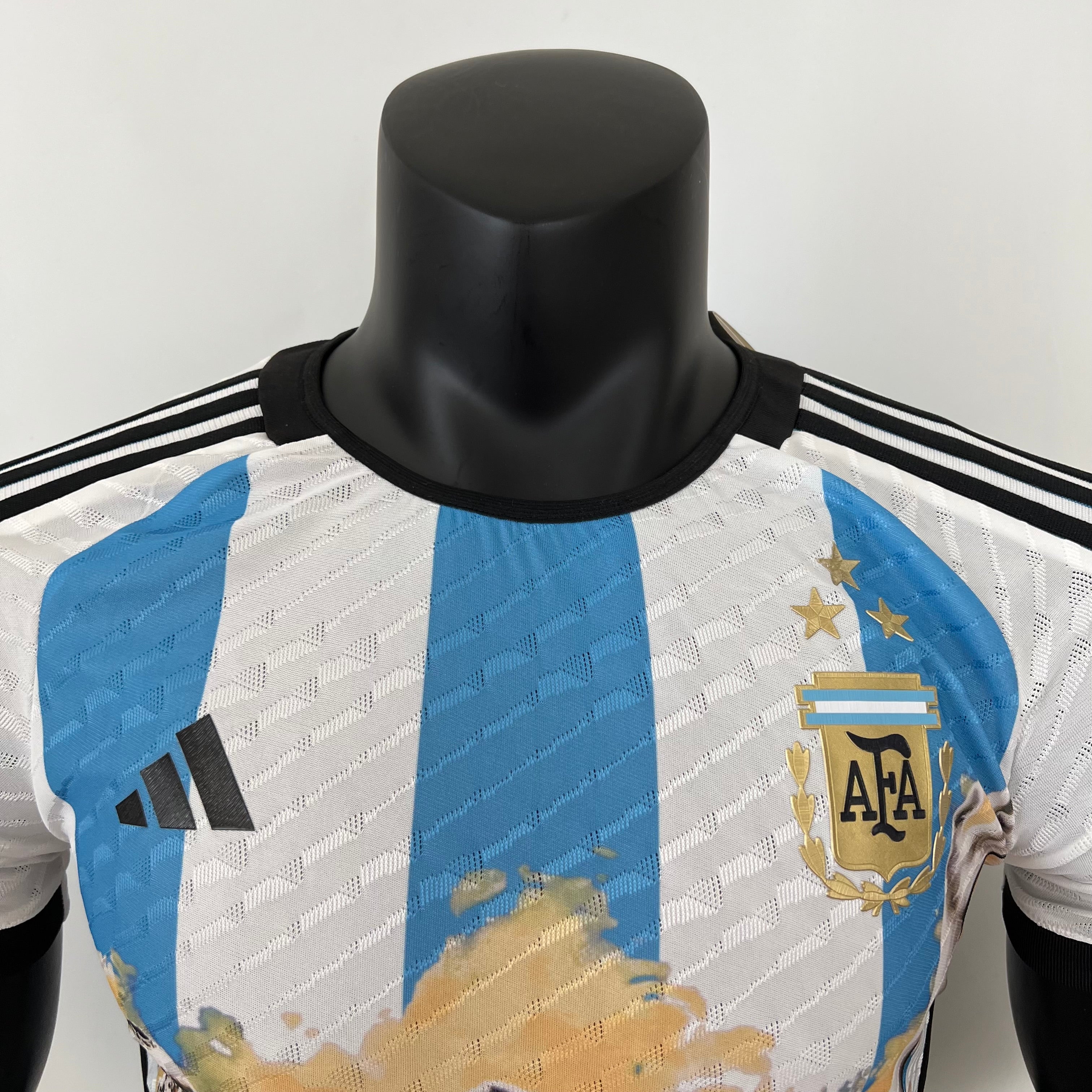 ARGENTINA EDICIÓN ESPECIAL COMEMORATIVA III 23/24 HOMBRE (VERSIÓN JUGADOR)