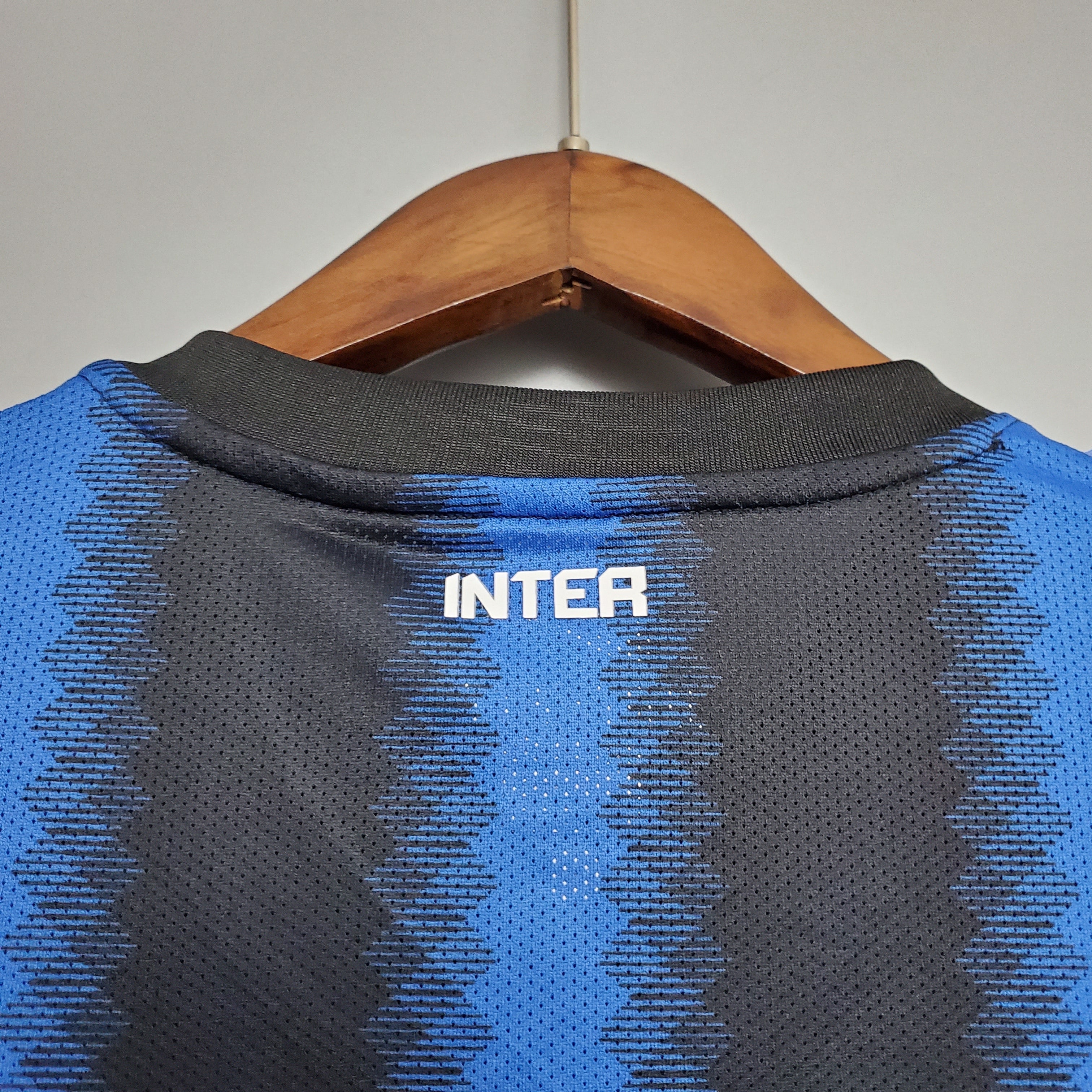 INTER DE MILAN II 10/11 HOMBRE (RETRO) MANGA LARGA