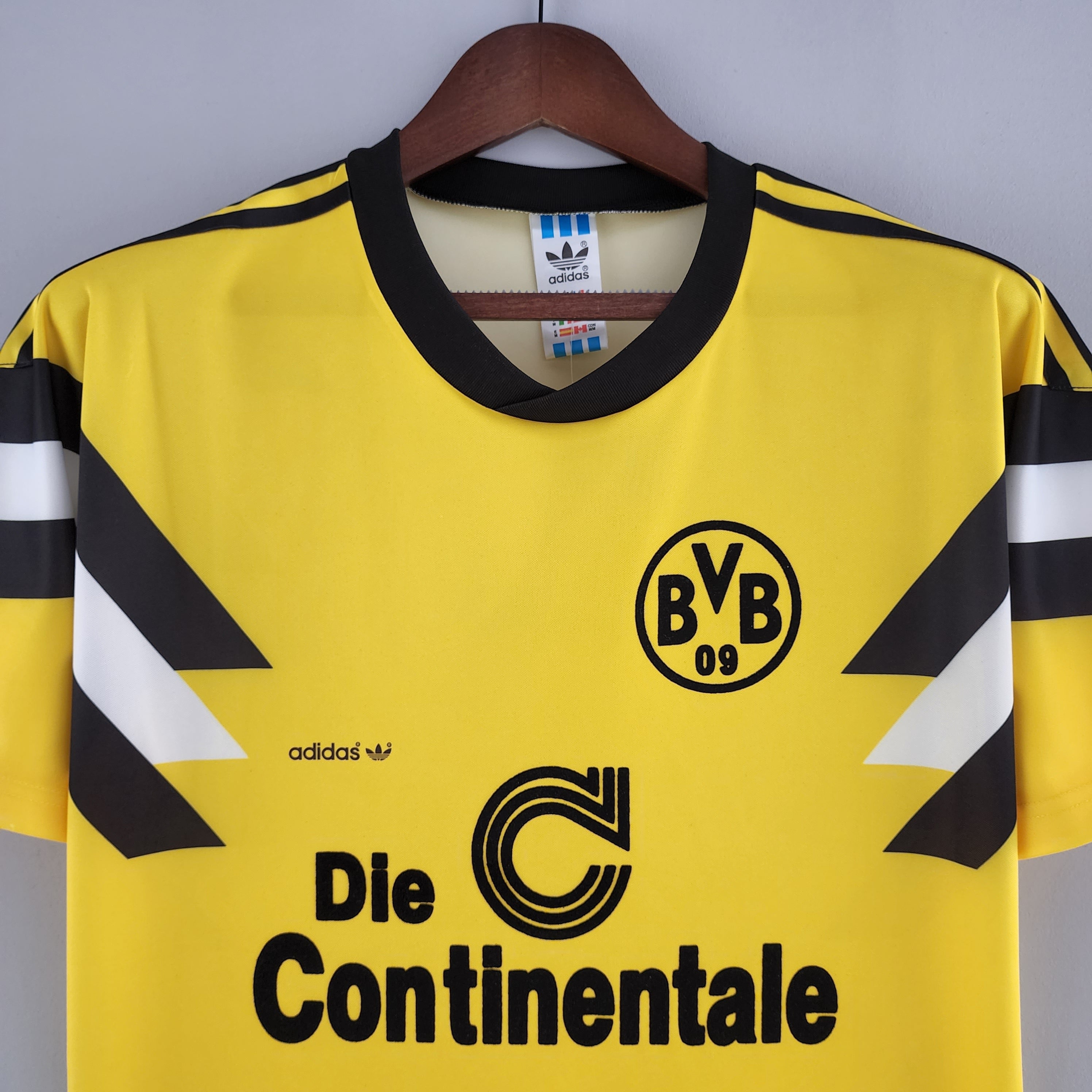 BORUSSIA DORTMOUND III 1989 HOMBRE (RETRO)