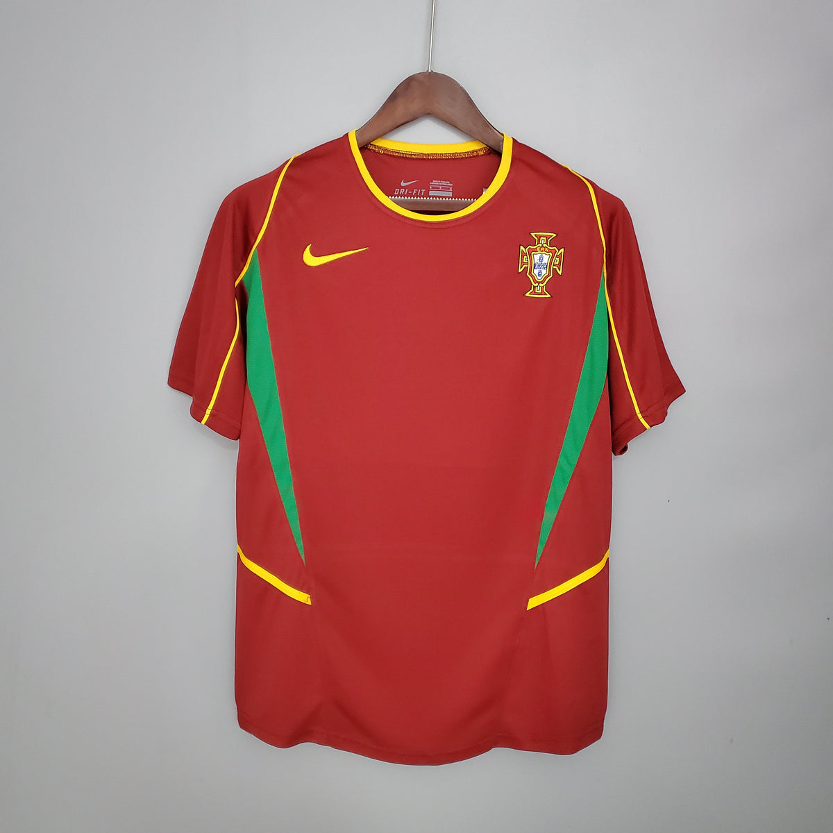PORTUGAL I 2002 HOMBRE (RETRO)