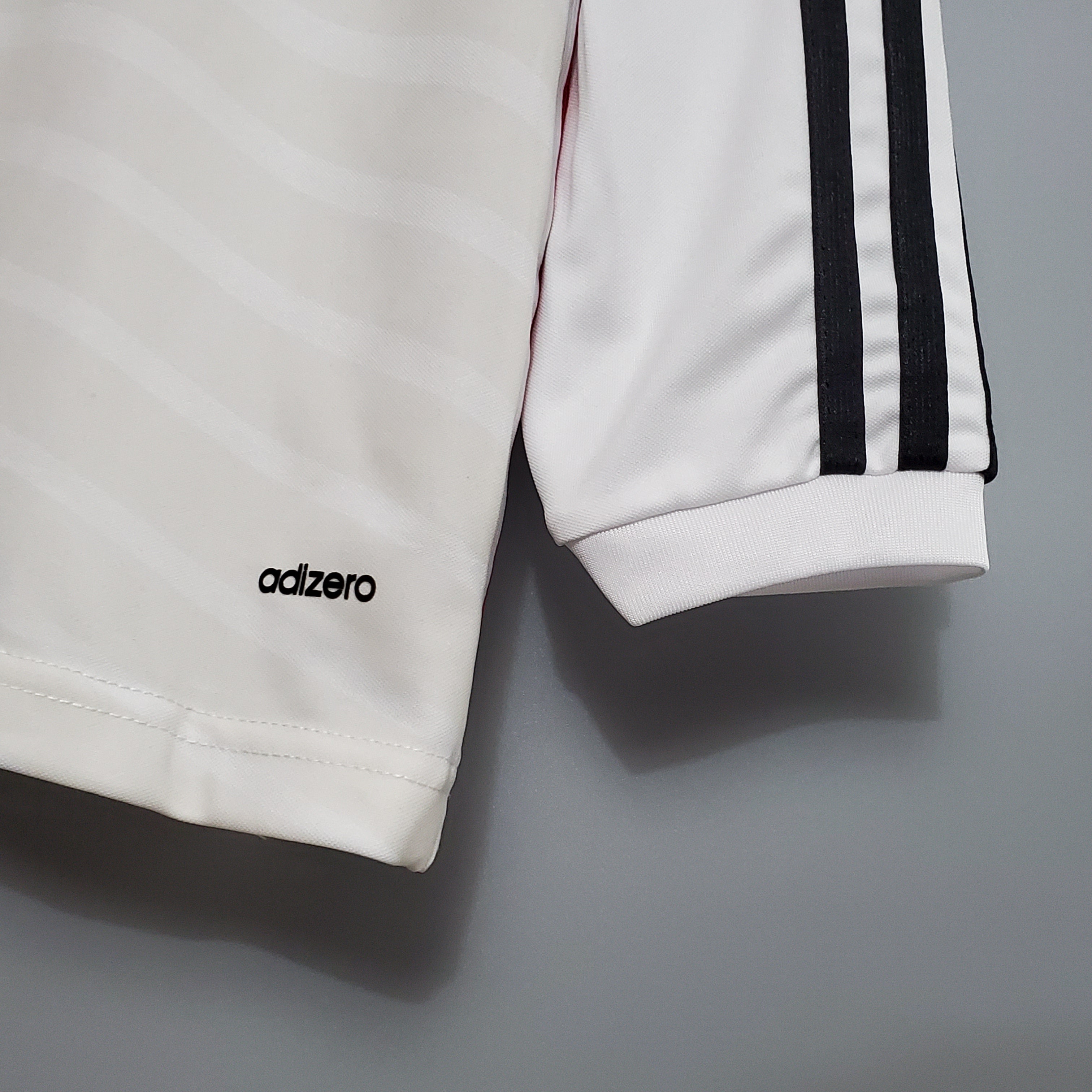 REAL MADRID I 14/15 MANGA LARGA HOMBRE (RETRO)