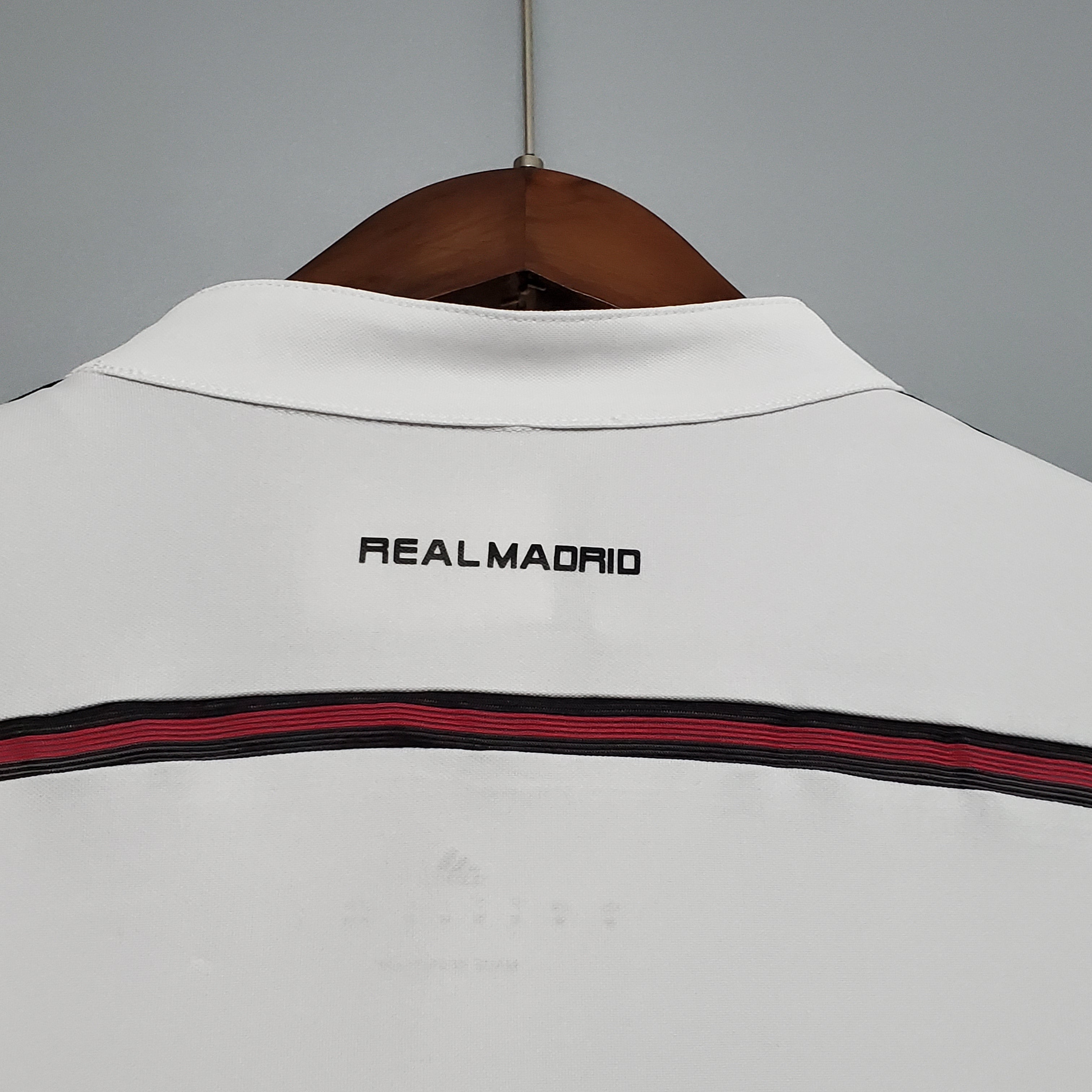 REAL MADRID I 14/15 MANGA LARGA HOMBRE (RETRO)